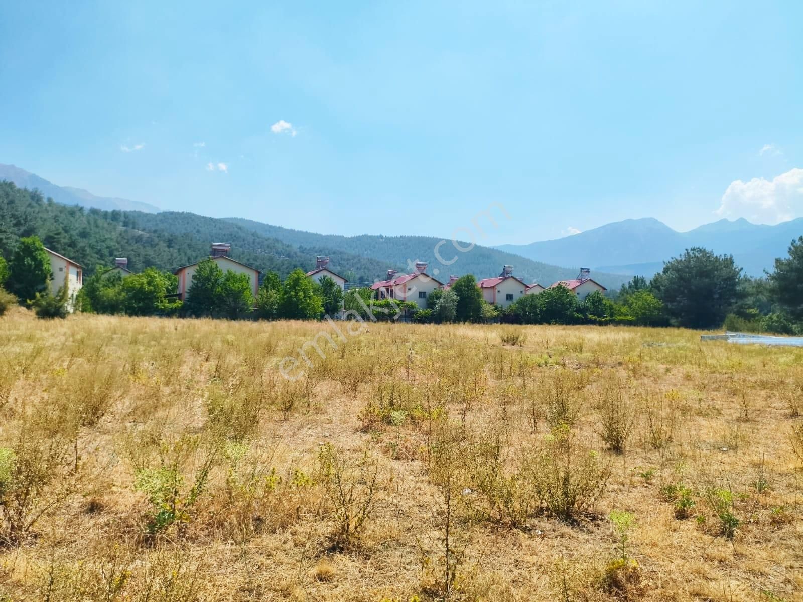 Pozantı Kar Emlaktan Eski Konacıkta 400 M2 Arsa
