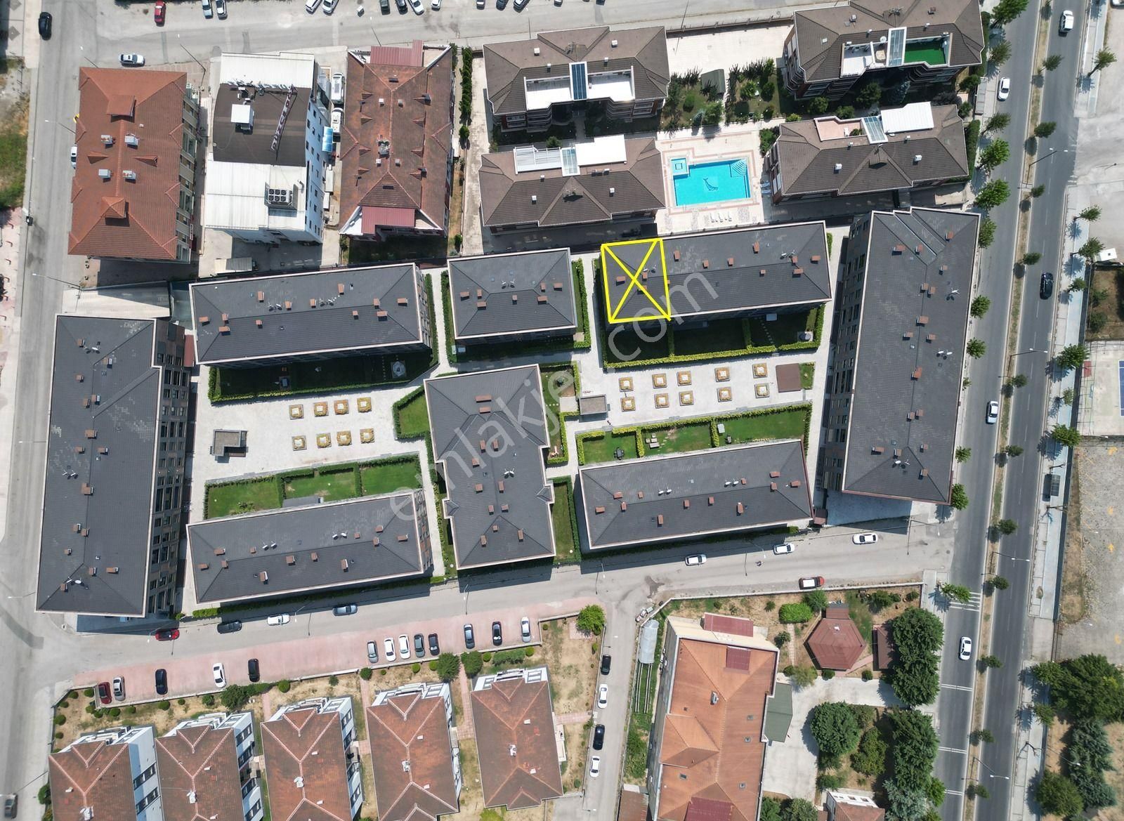 Dostlar Sitesi'nde 3+1 134 M2 Satılık Bahçeli Daire - Görsel 5