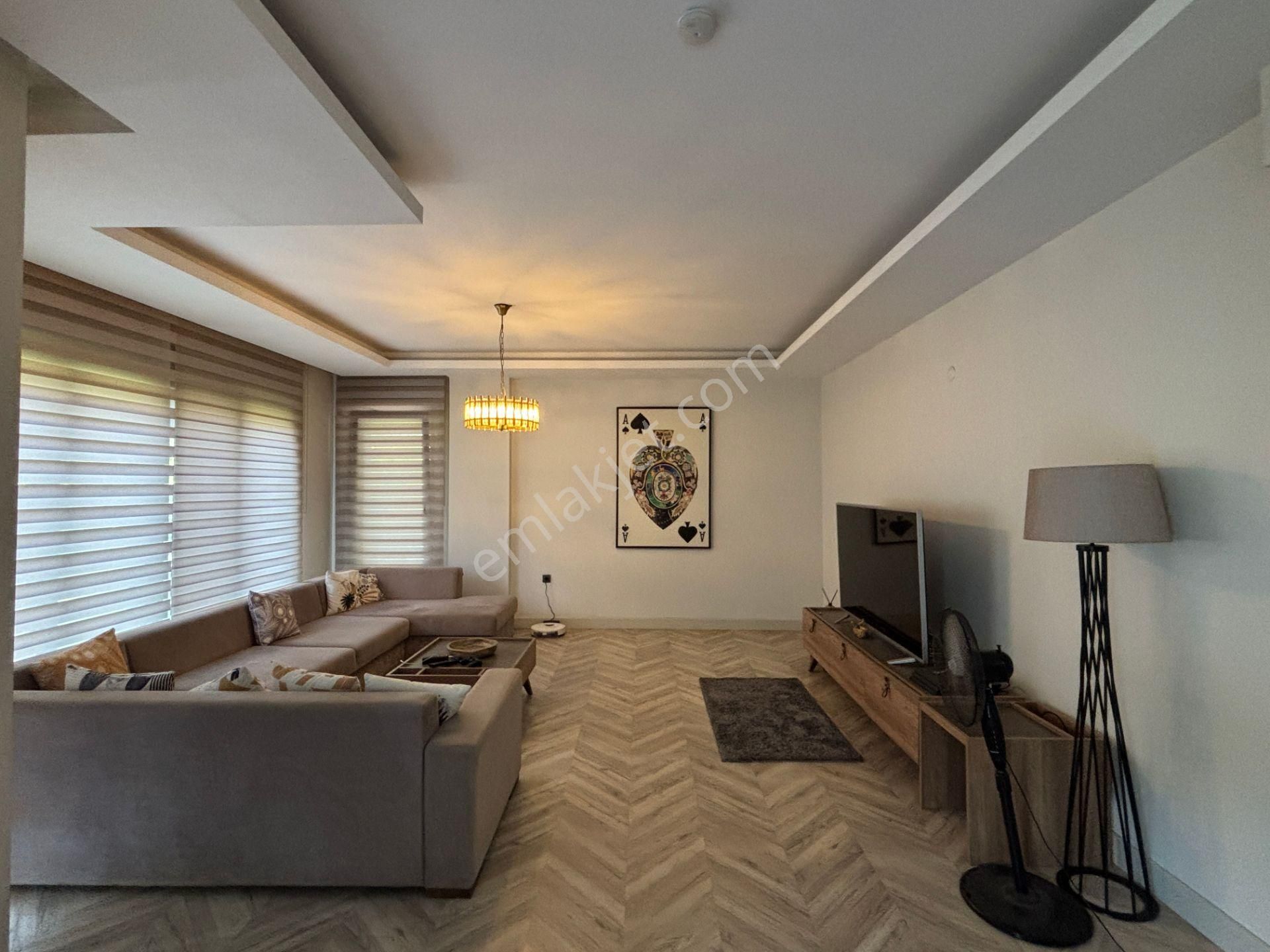 Dostlar Sitesi'nde 3+1 134 M2 Satılık Bahçeli Daire - Görsel 8