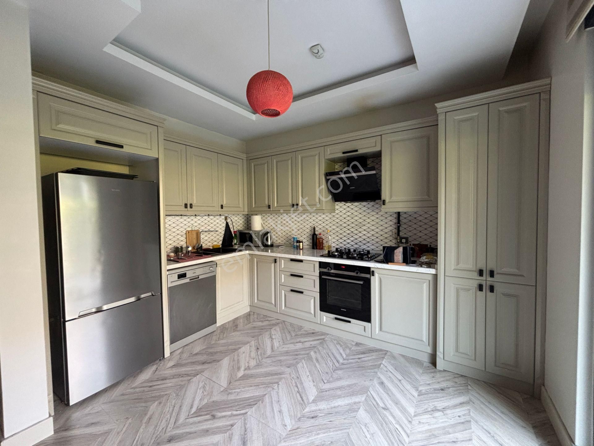 Dostlar Sitesi'nde 3+1 134 M2 Satılık Bahçeli Daire - Görsel 13