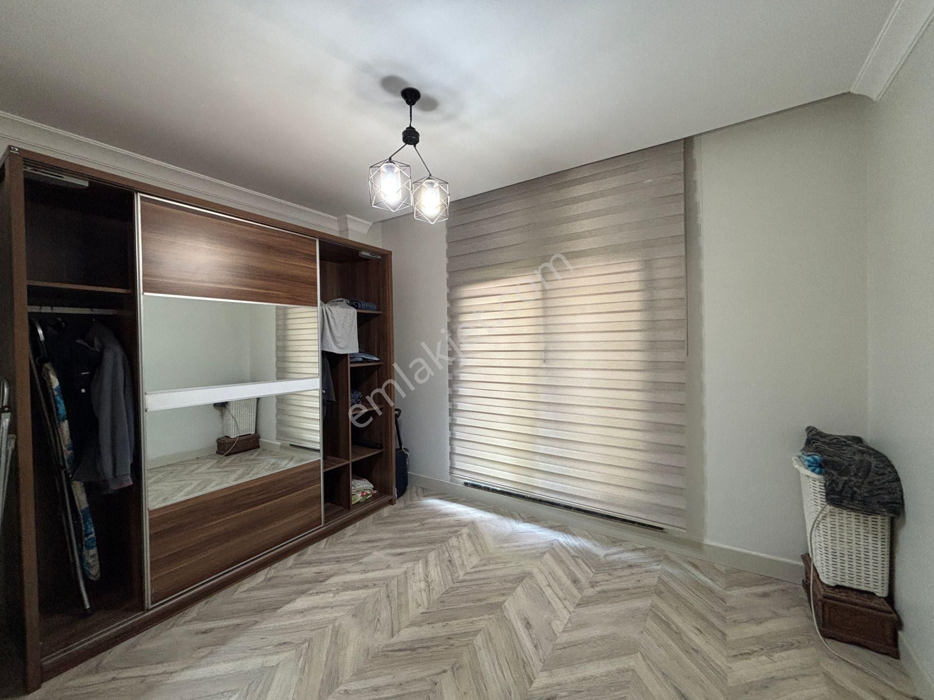 Dostlar Sitesi'nde 3+1 134 M2 Satılık Bahçeli Daire - Görsel 27