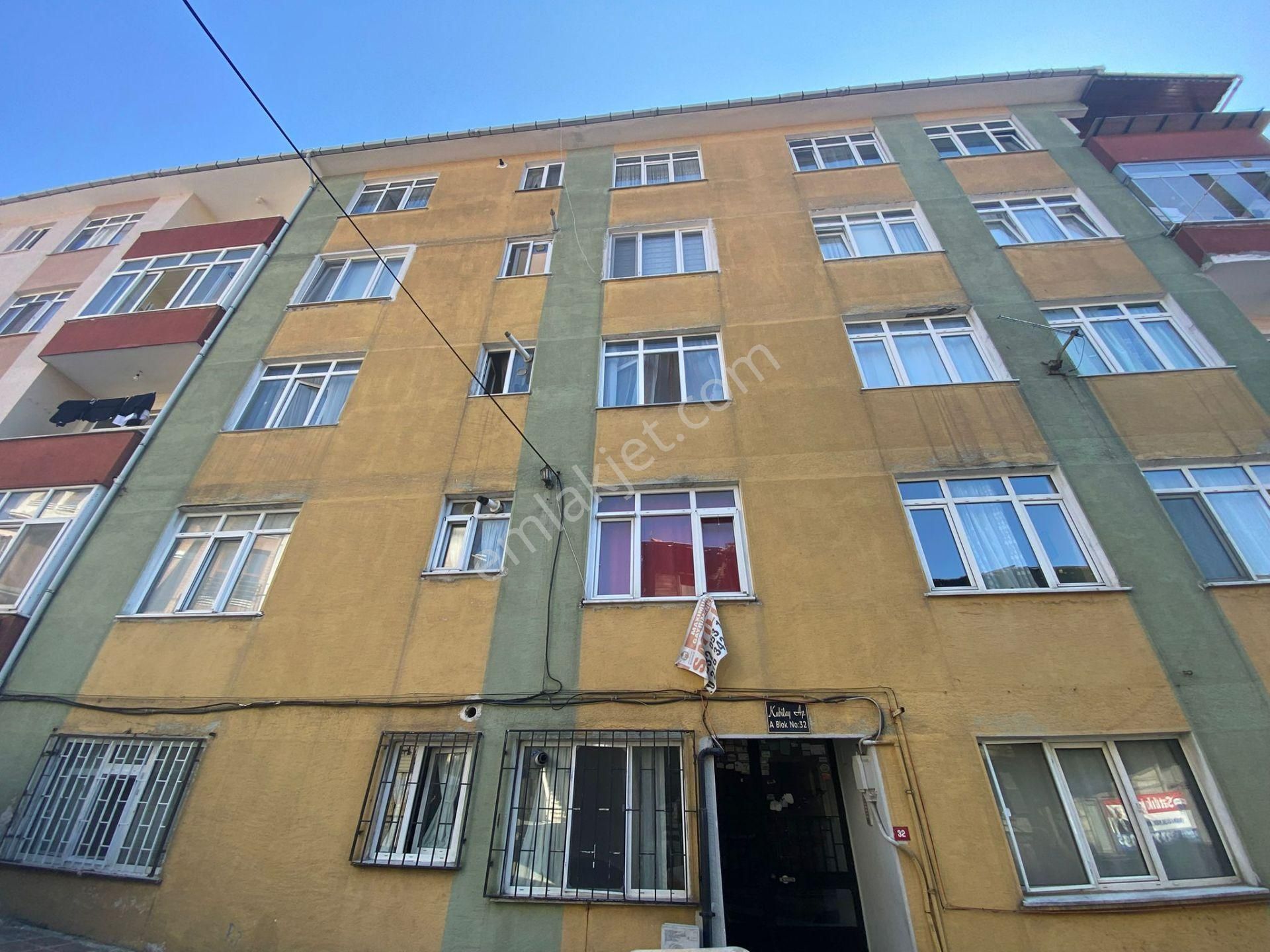 Üsküdar Validei Atik'te Satılık 2+1 Daire Üniversite Yanında - Görsel 2