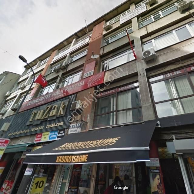 Kadıköy Osmanağa'da Satılık 5 Tane Dükkan