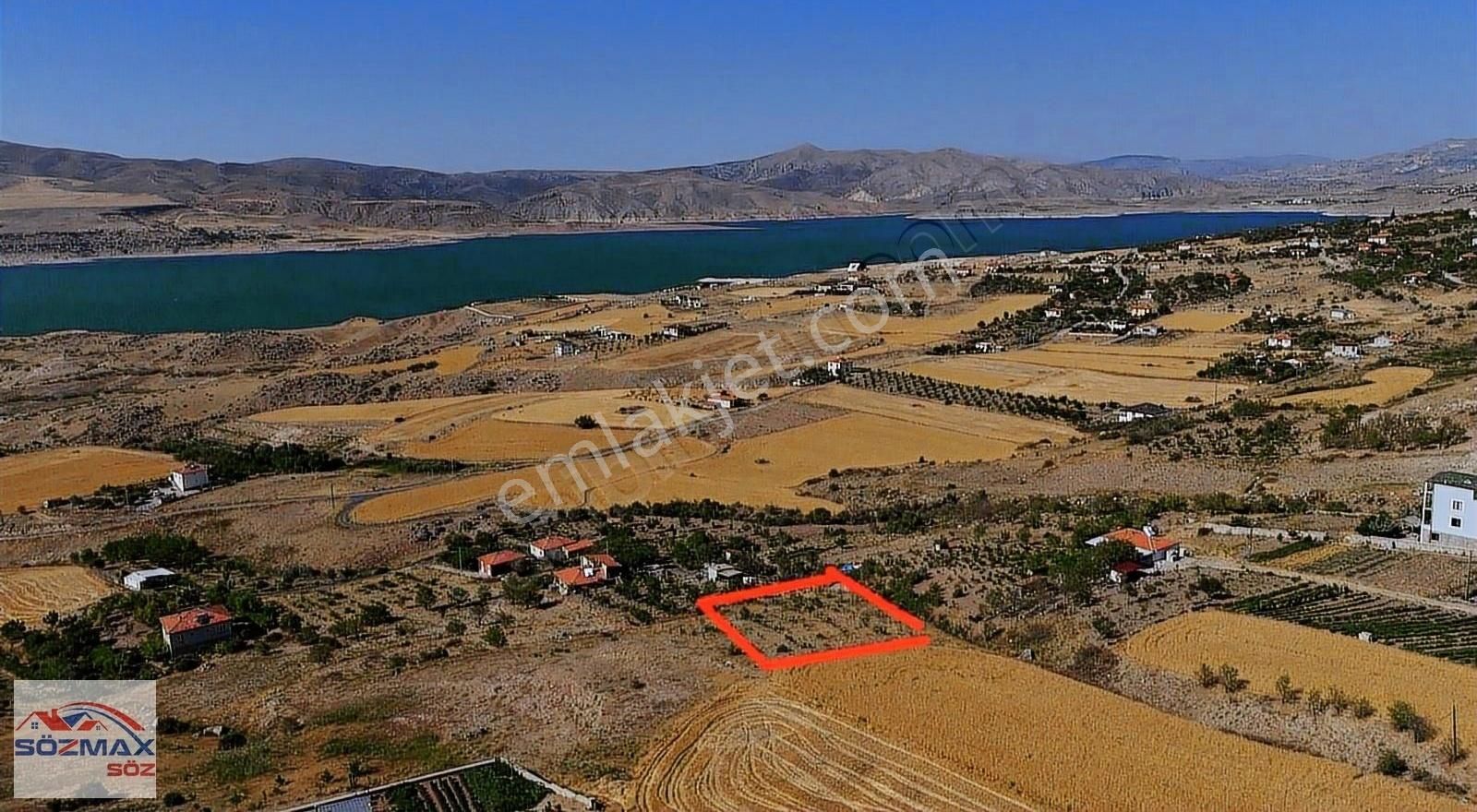 Çevril'de Satılık Bağ Fuul Baraj Manzaralı 2.262m