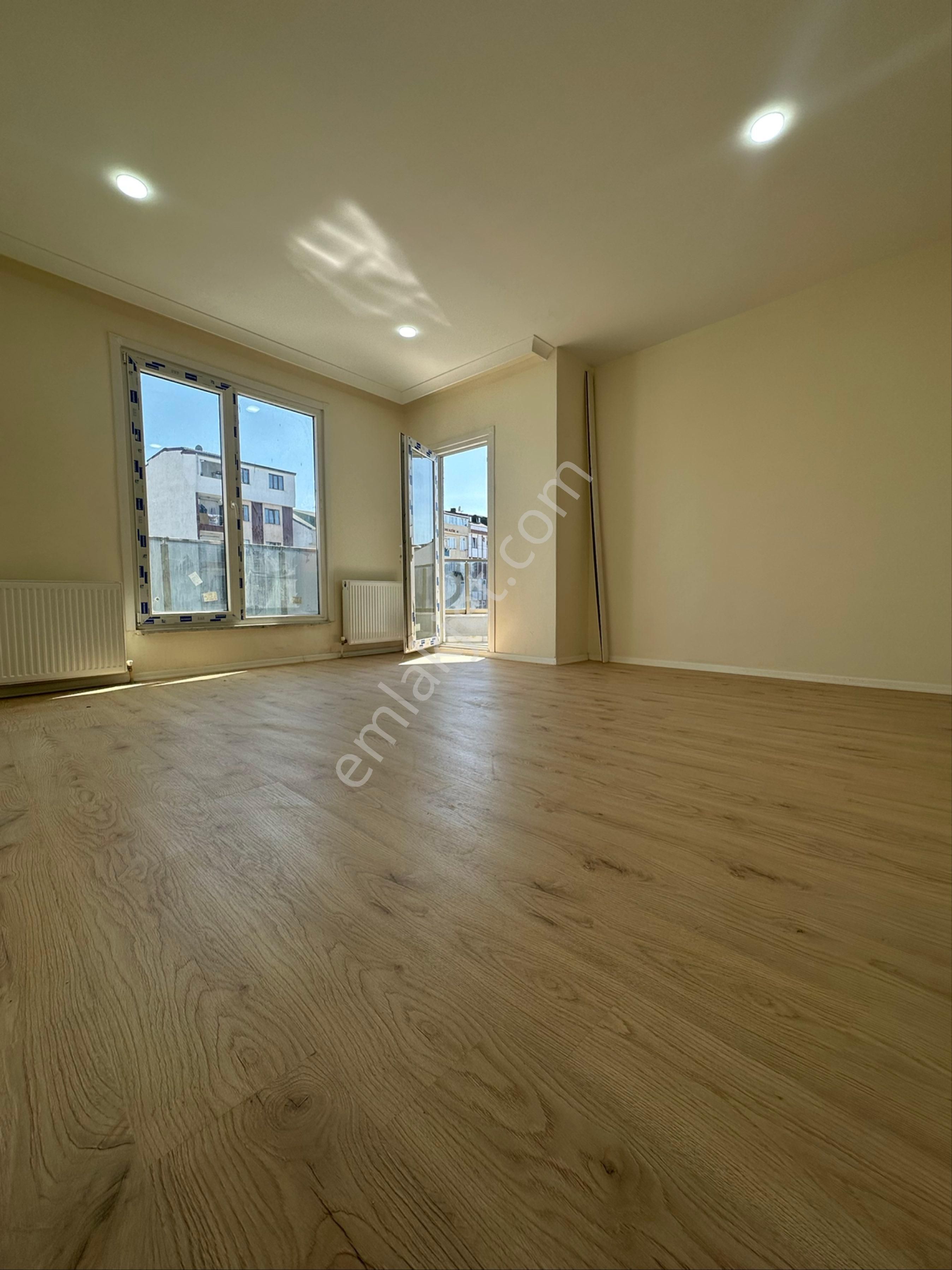 Arnavutköy İslambey Mah Kiralık 2+1 Arakat Daire Sıfır