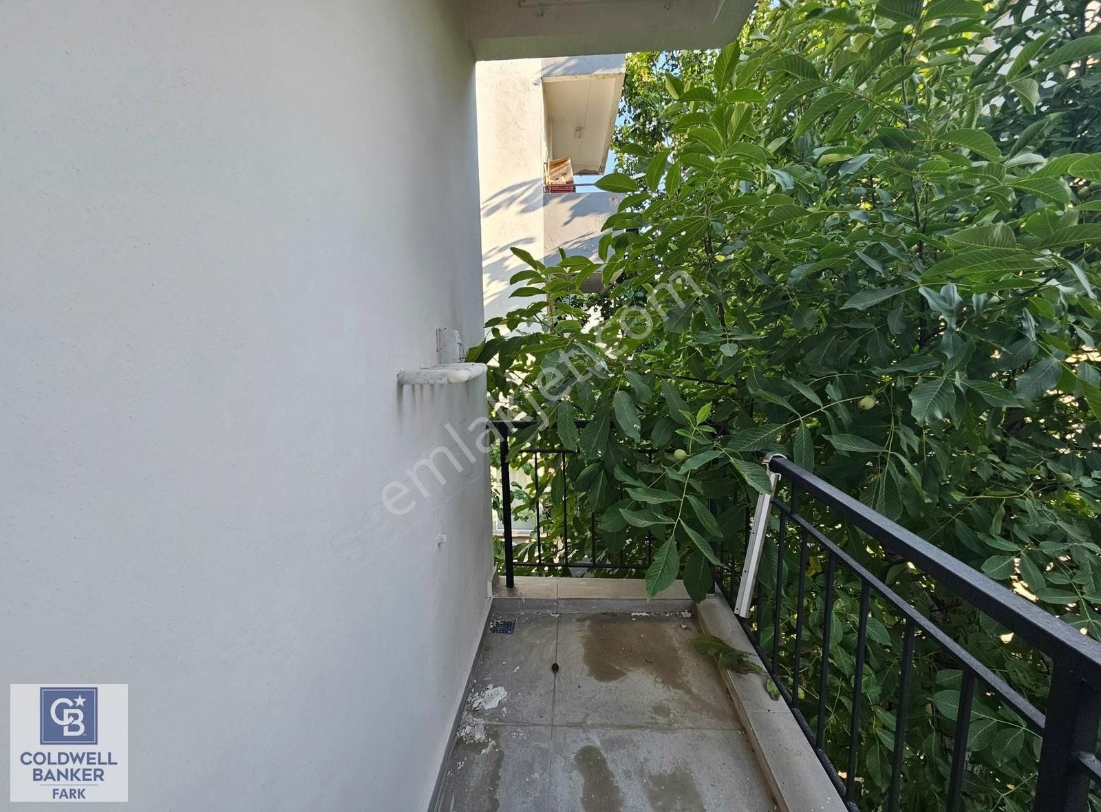 Ali Çetinkaya Mh'de Arakat Ön Cephe Yenilenmiş Satılık 2+1 Daire - Görsel 19