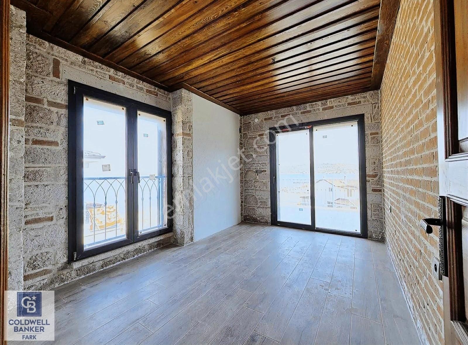 Çataltepe Mevkinde Sıfır Satılık 3+1 Taş Villa