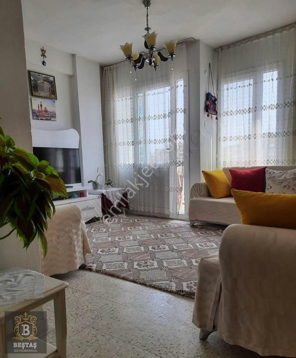 Mersin Akdeniz Mahmudiye Mah.2+1 Bağımsız Mutfaklı Satılık Daire