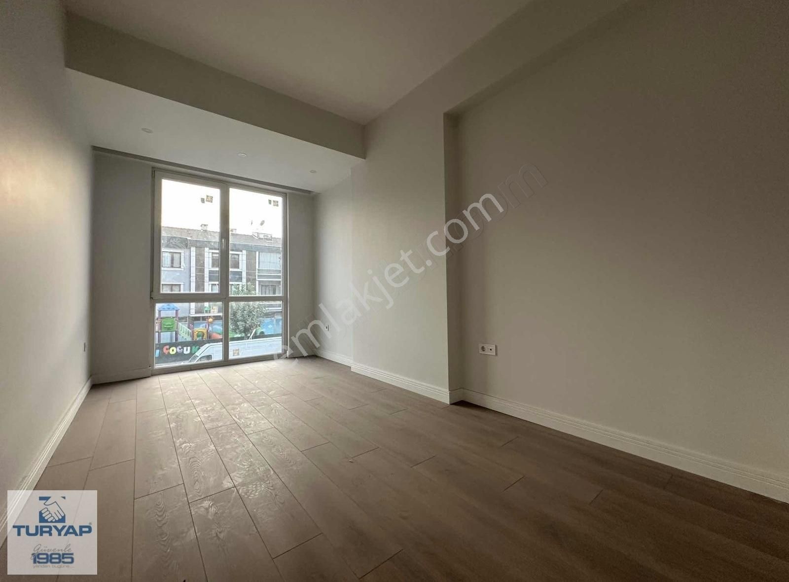 Turyap Soner'den Satılık Merkezi Konumda Site İçi 4+1 Daire - Görsel 5