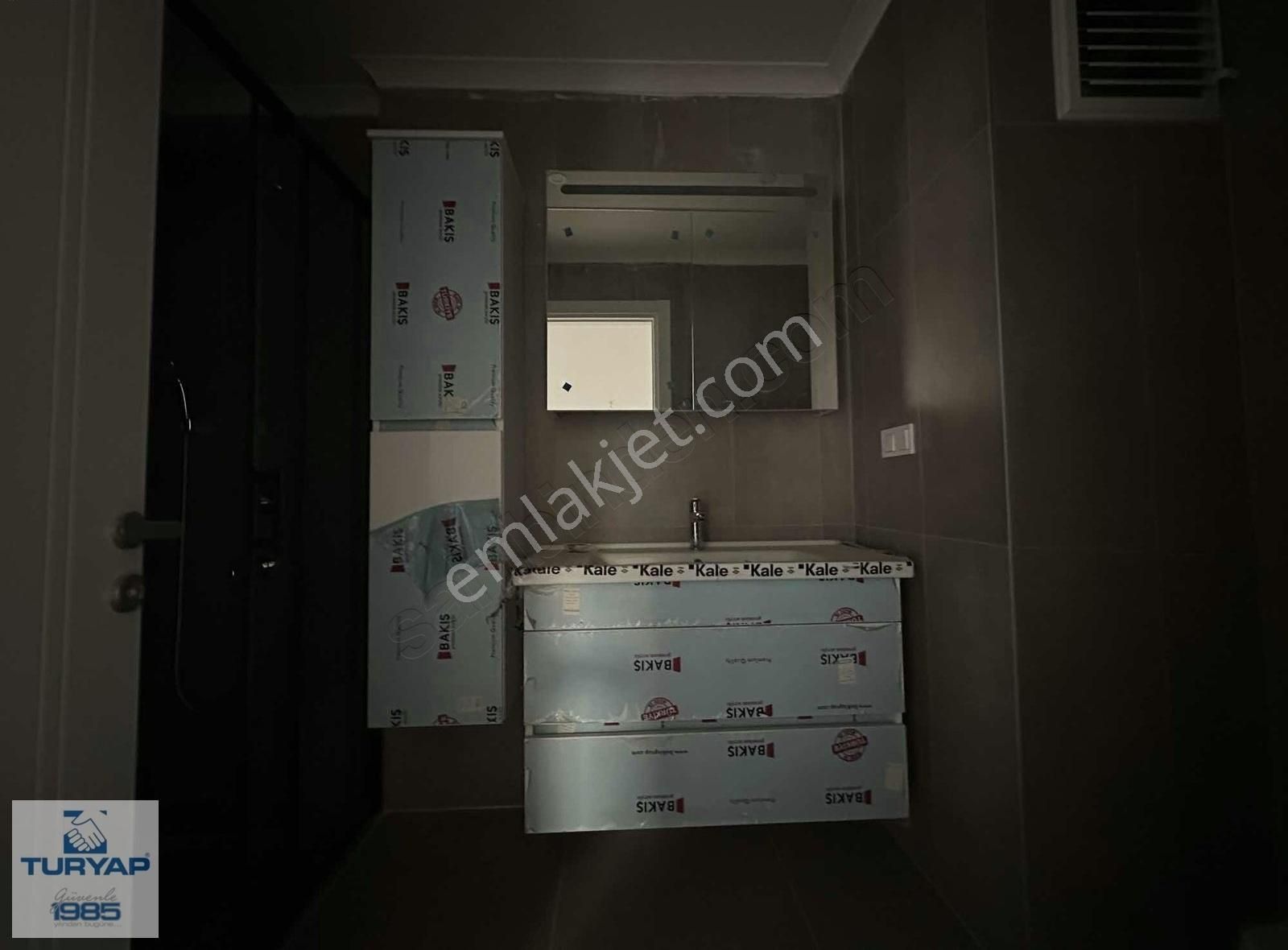 Turyap Soner'den Satılık Merkezi Konumda Site İçi 4+1 Daire - Görsel 7