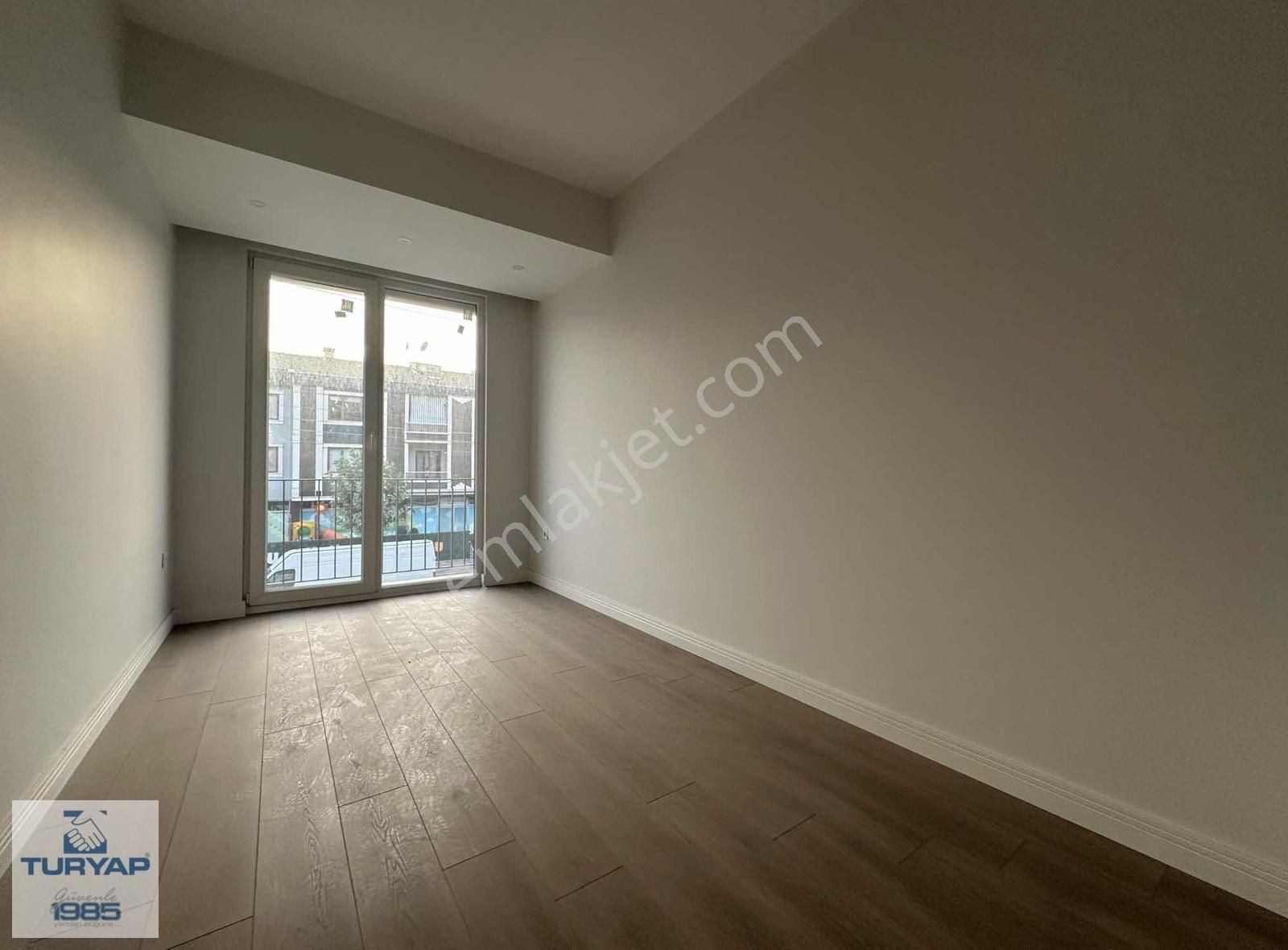 Turyap Soner'den Satılık Merkezi Konumda Site İçi 4+1 Daire - Görsel 22