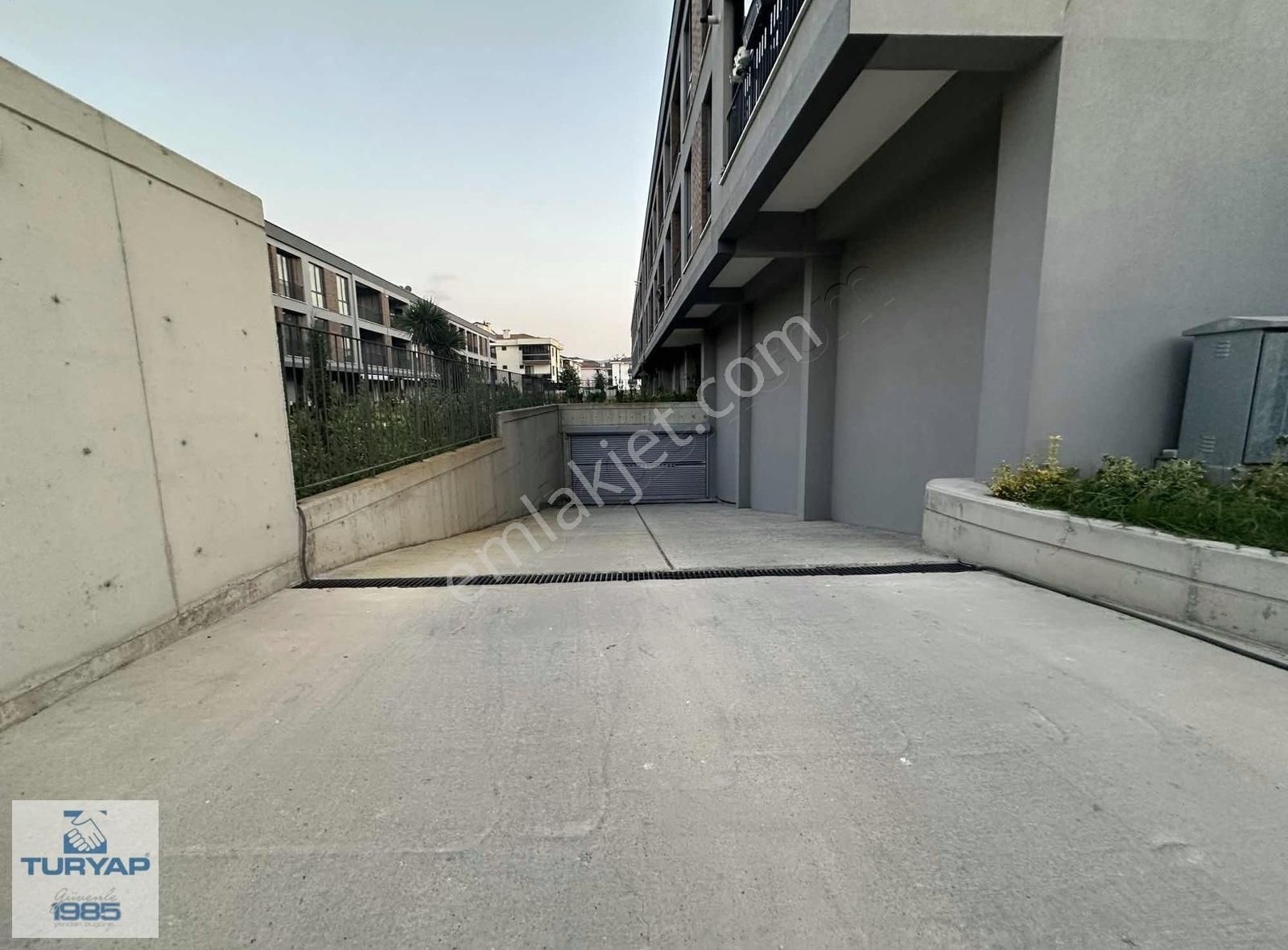 Turyap Soner'den Satılık Merkezi Konumda Site İçi 4+1 Daire - Görsel 9