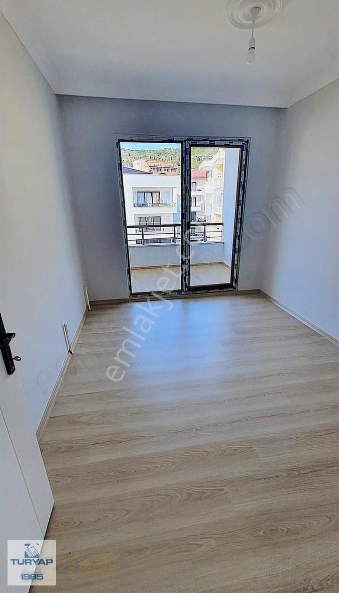 Armutlu'da Deniz Manzaralı Satılık Dublex Daire - Görsel 16