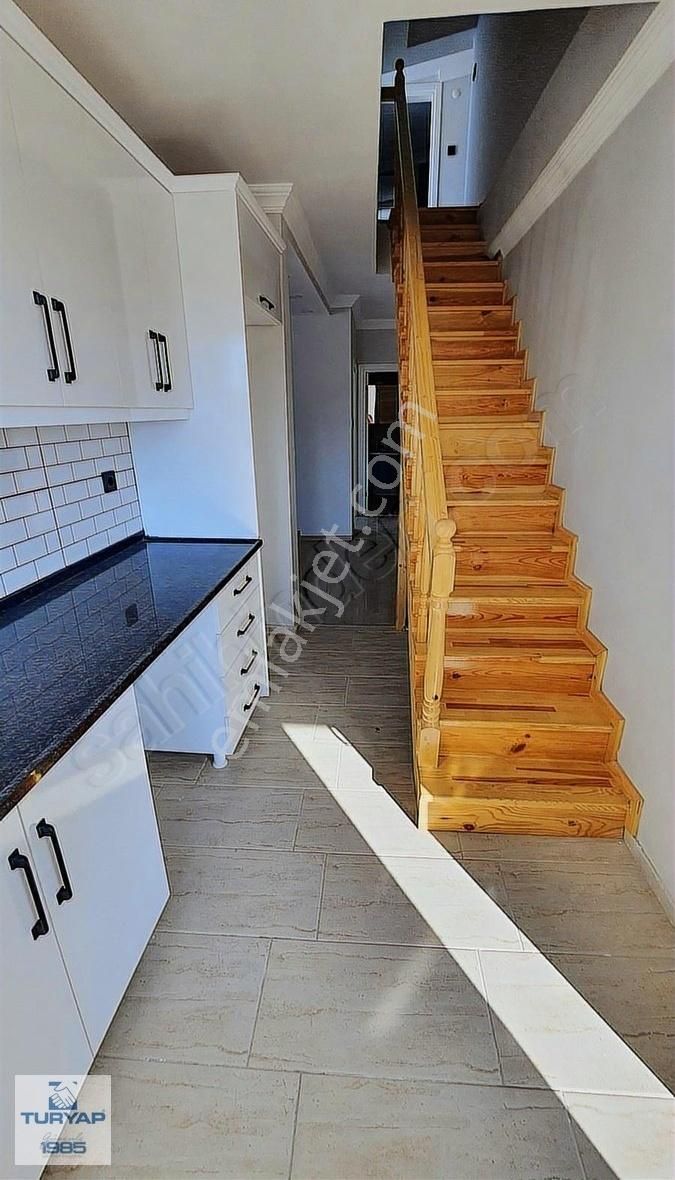 Armutlu'da Deniz Manzaralı Satılık Dublex Daire - Görsel 15