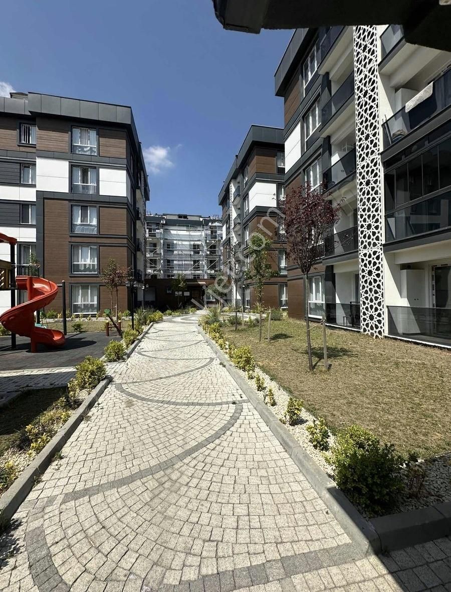 5+1 Site İçerisinde Lüx Dubleks Kiralık Daire