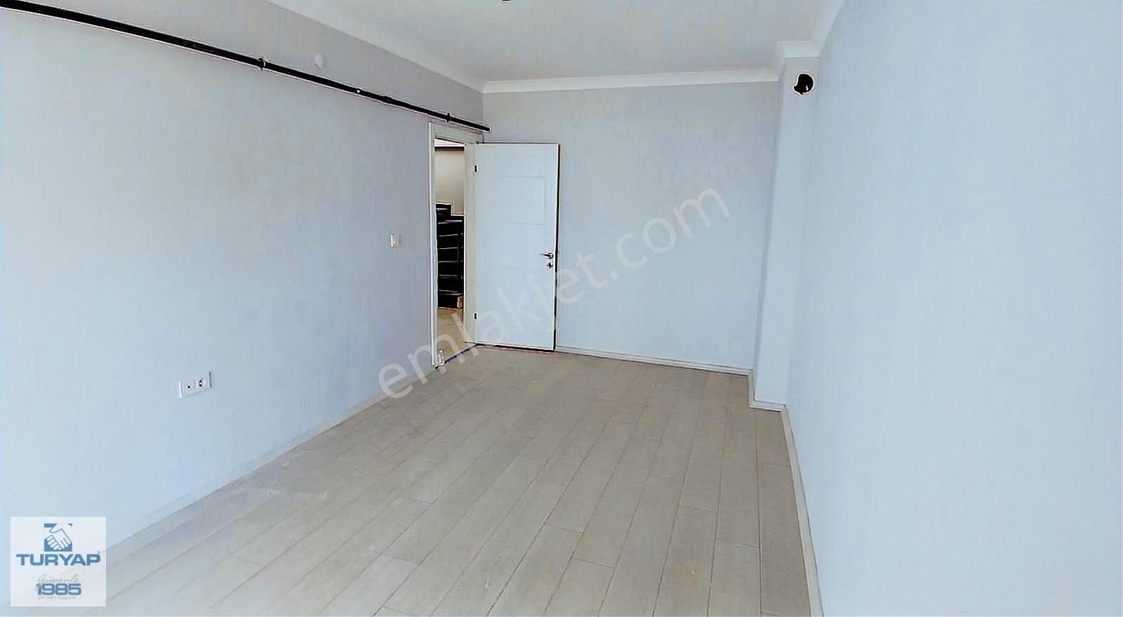 Çınarcık Taşliman Full Yapılı Sıfır 4+1 200 M2 Dubleks - Görsel 14