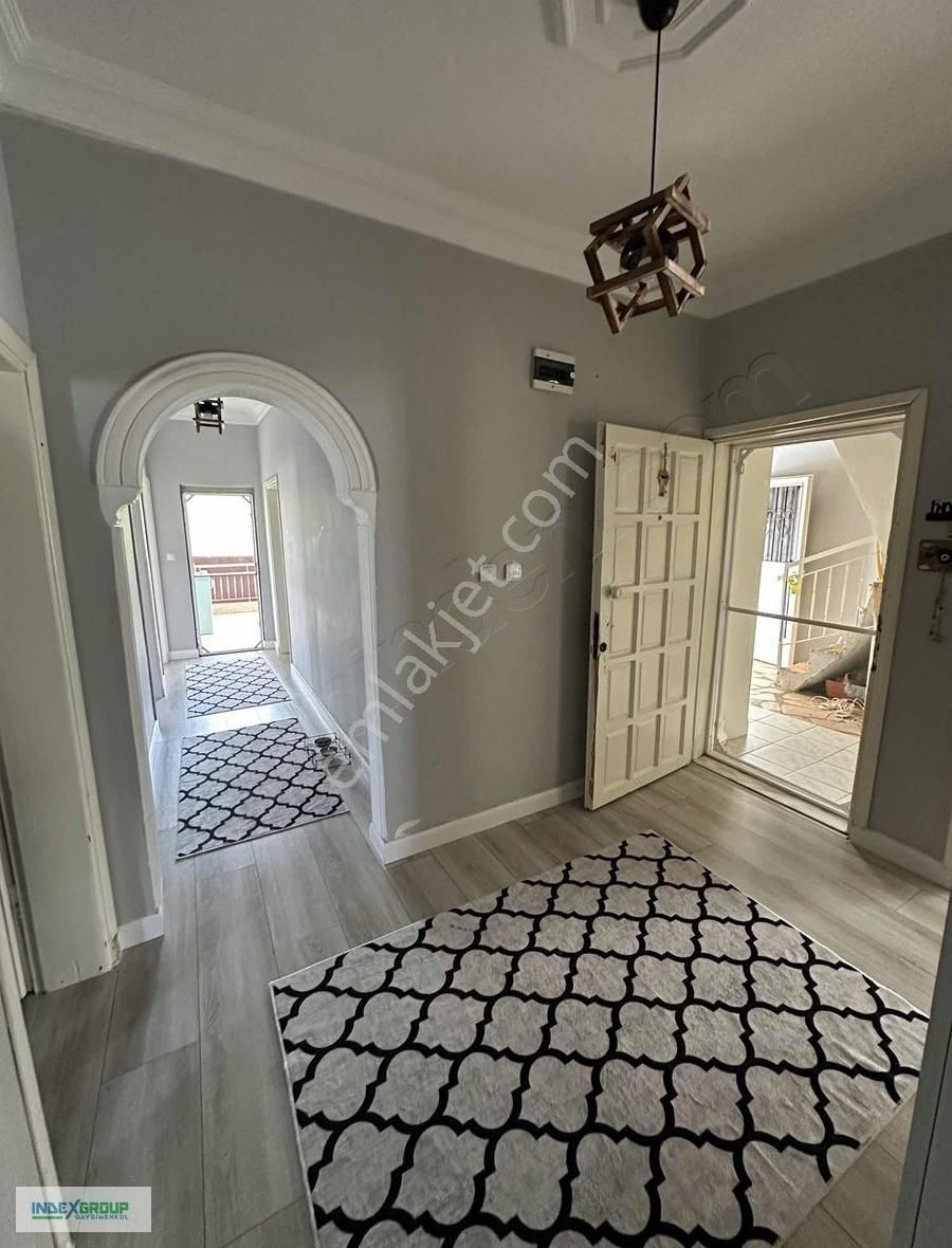 Altınovada 500m2 İçinde 3+1 140m2 Müstakil Ev - Görsel 19