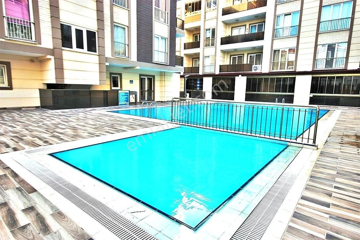 🌟akçay'da Aygül'den🌟site İçi Havuzlu Kapalı Otoparklı Fıtness Salonlu 2+1 Satılık Teraslı Dubleks