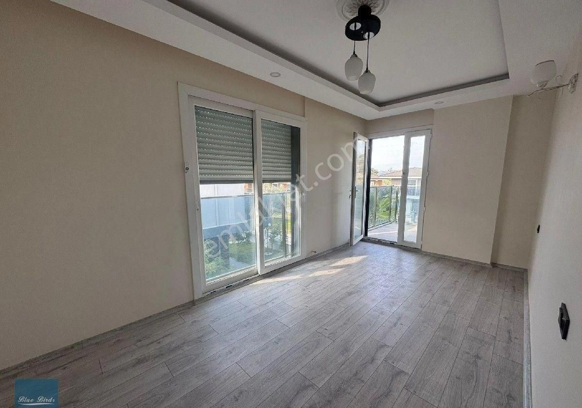 Doğa Manzaralı 4+1 Tek Müstakil Villa - Görsel 2