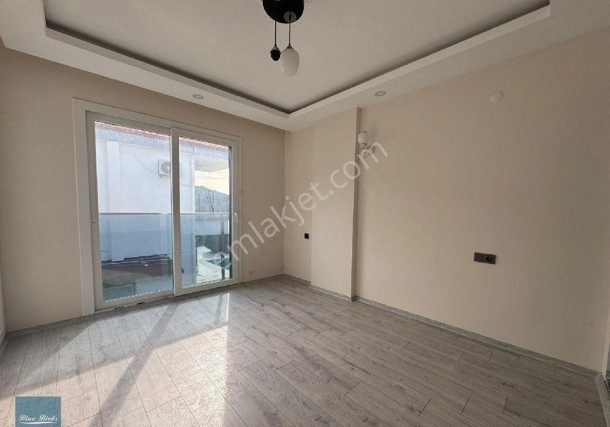 Doğa Manzaralı 4+1 Tek Müstakil Villa - Görsel 6