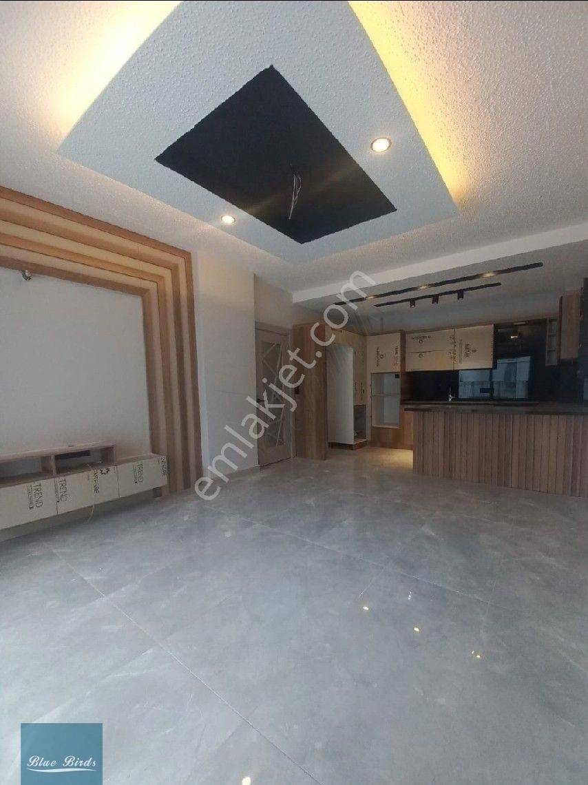 Kusadası Merkez Donanımlı Site İci 2+1rezidans Daire