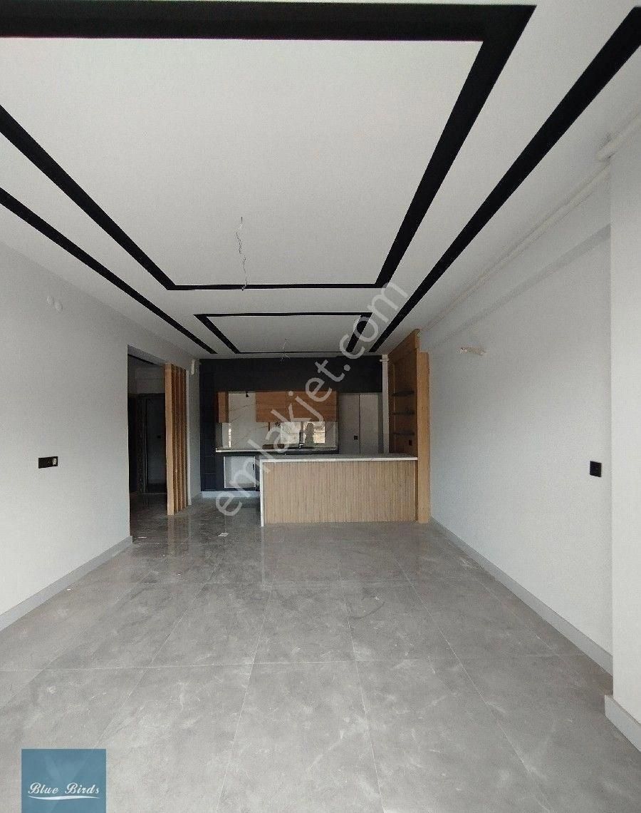 Kuşadası'nda Sosyal Donatılı Sitede 2+1 Daire - Görsel 2