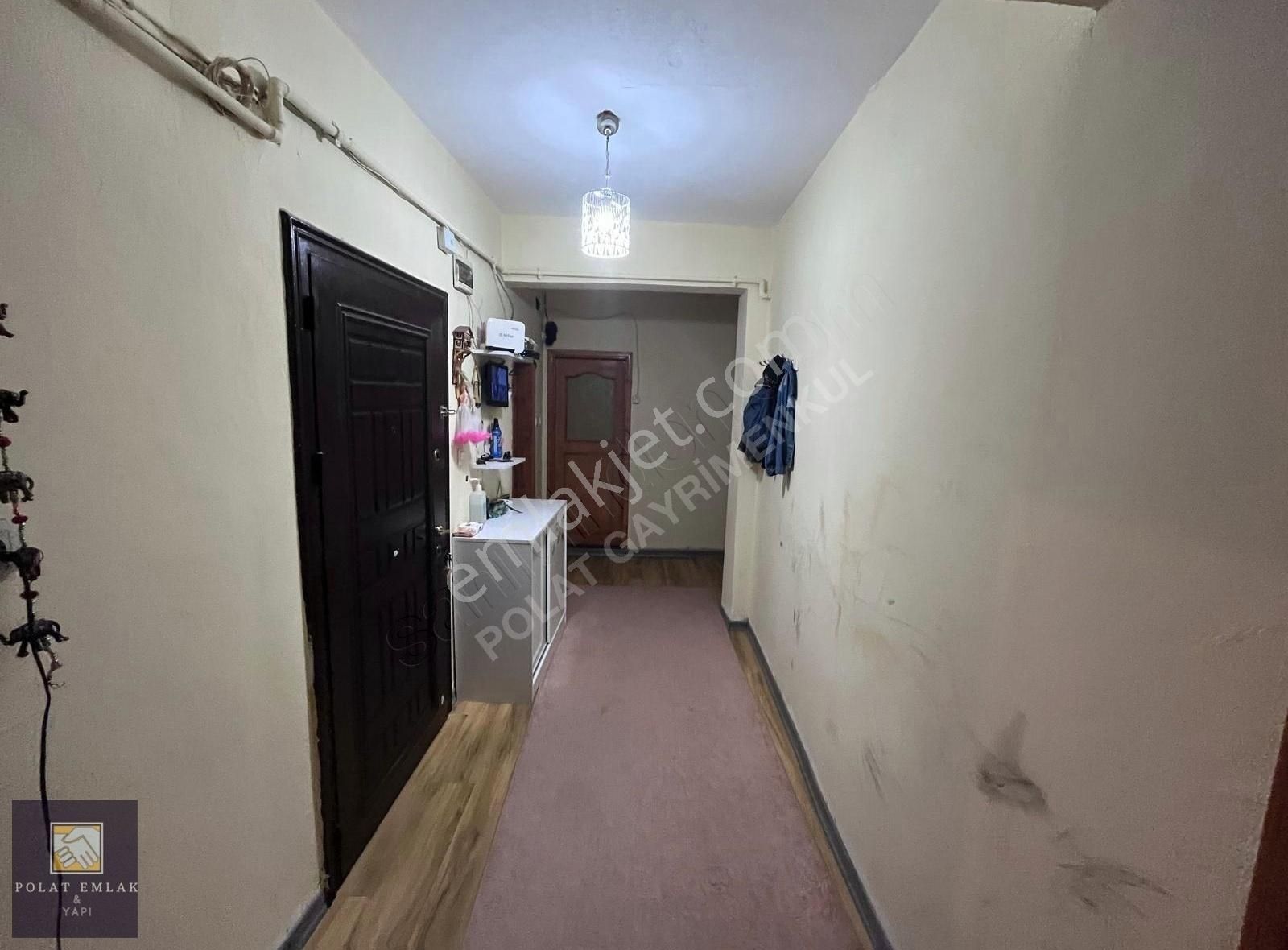 Kiralık Daire 3+1 Ara Kat Balkonlu Hastane Pazar Market Yakını