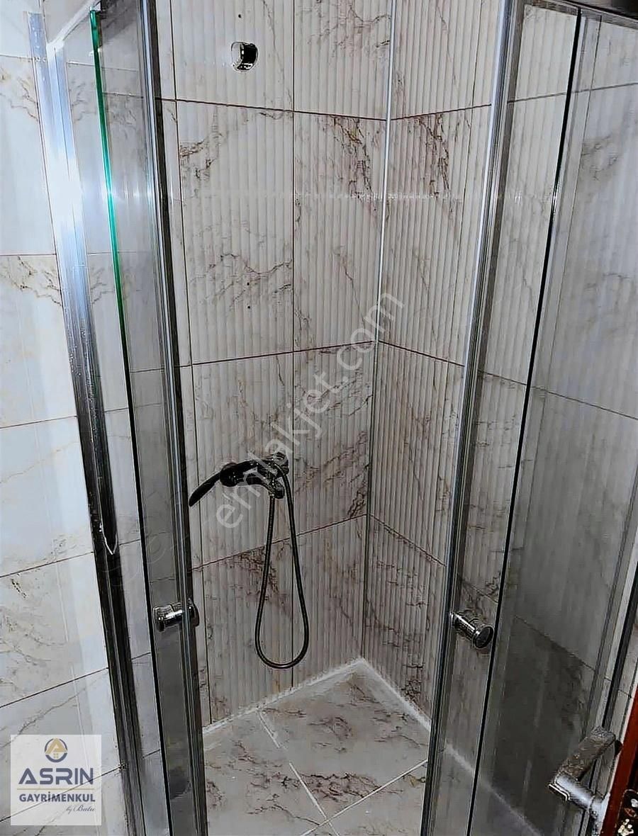 Kuşadası Lüx Site İçerisinde Havuzlu Doğalgazlı Satılık 3+1daire