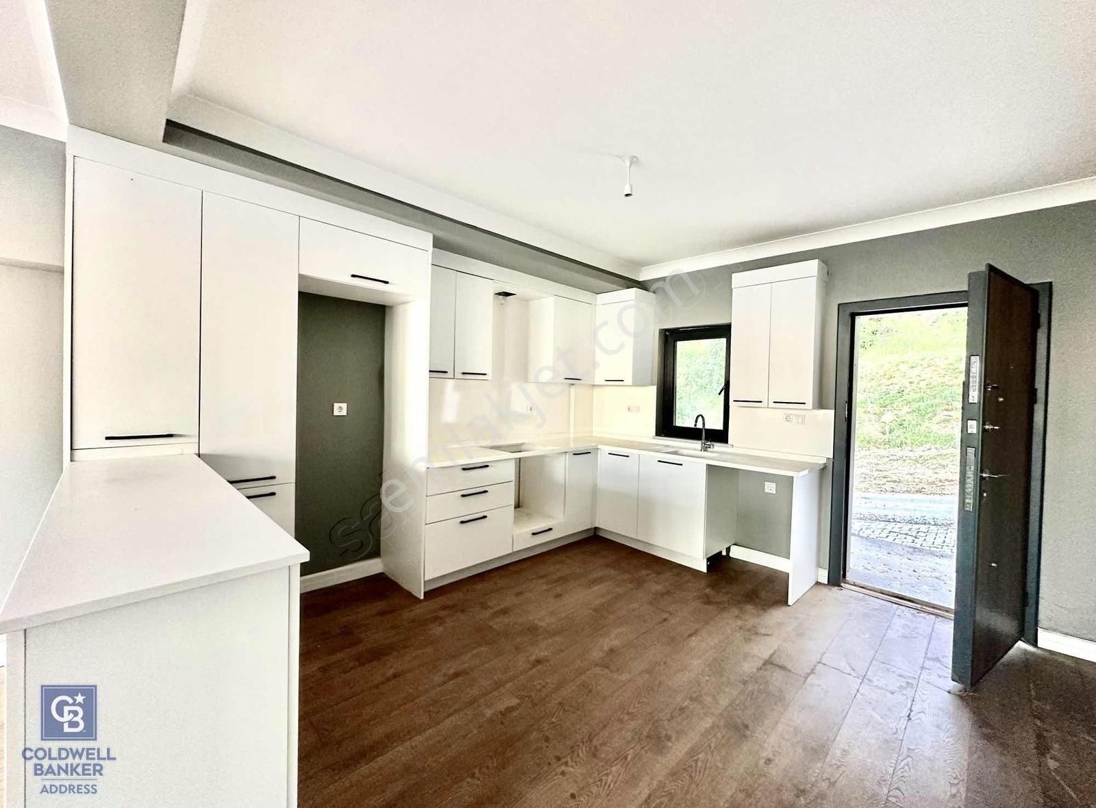 Karacabey Kurşunlu'da Deniz Manzaralı Müstakil Villa - Görsel 18