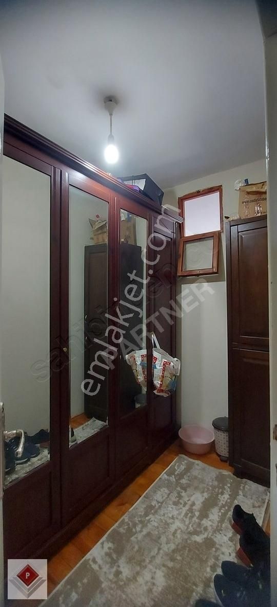 Feriköy Paşa Mahallesinde Aydınlık Balkonlu 2+1 Daire - Görsel 9