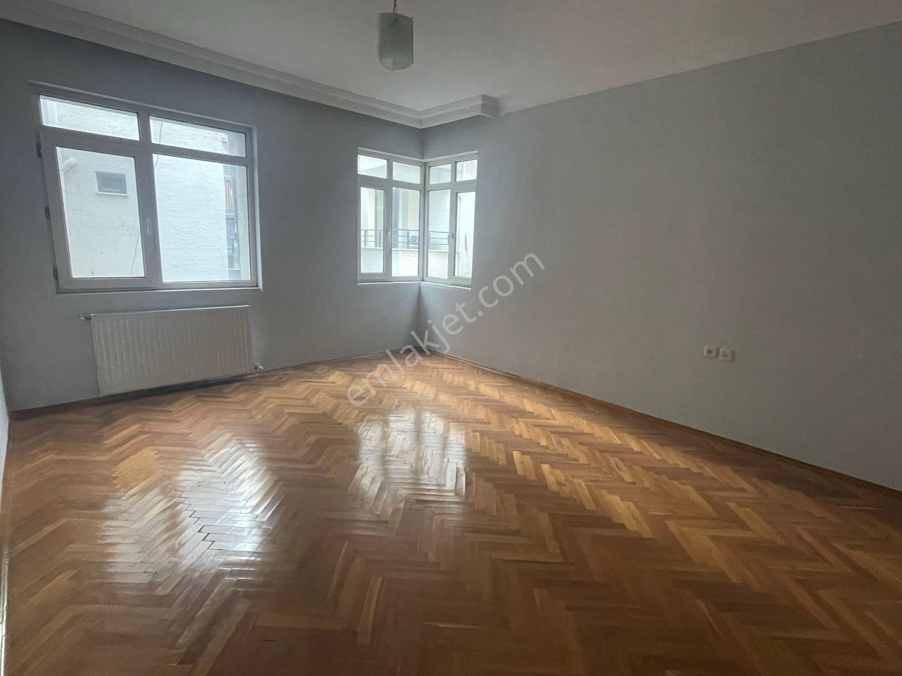 Delta’dan 3+1 Asansörlü Otoparklı 160m2 Kiralık Daire