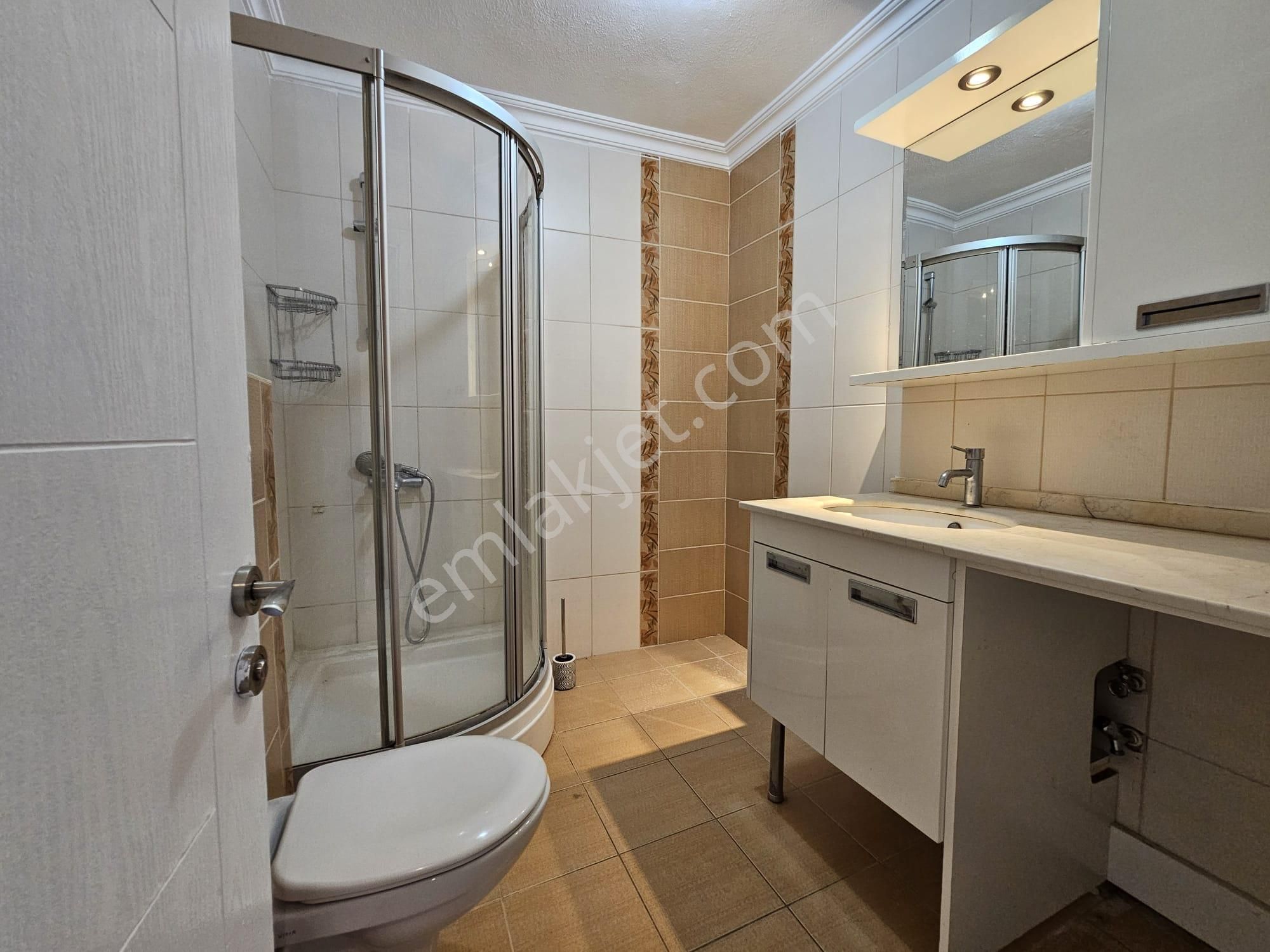 Küçükyalı Altıntepede Kombili Kapalı Otoparklı 140m2 3+2 Dubleks - Görsel 29