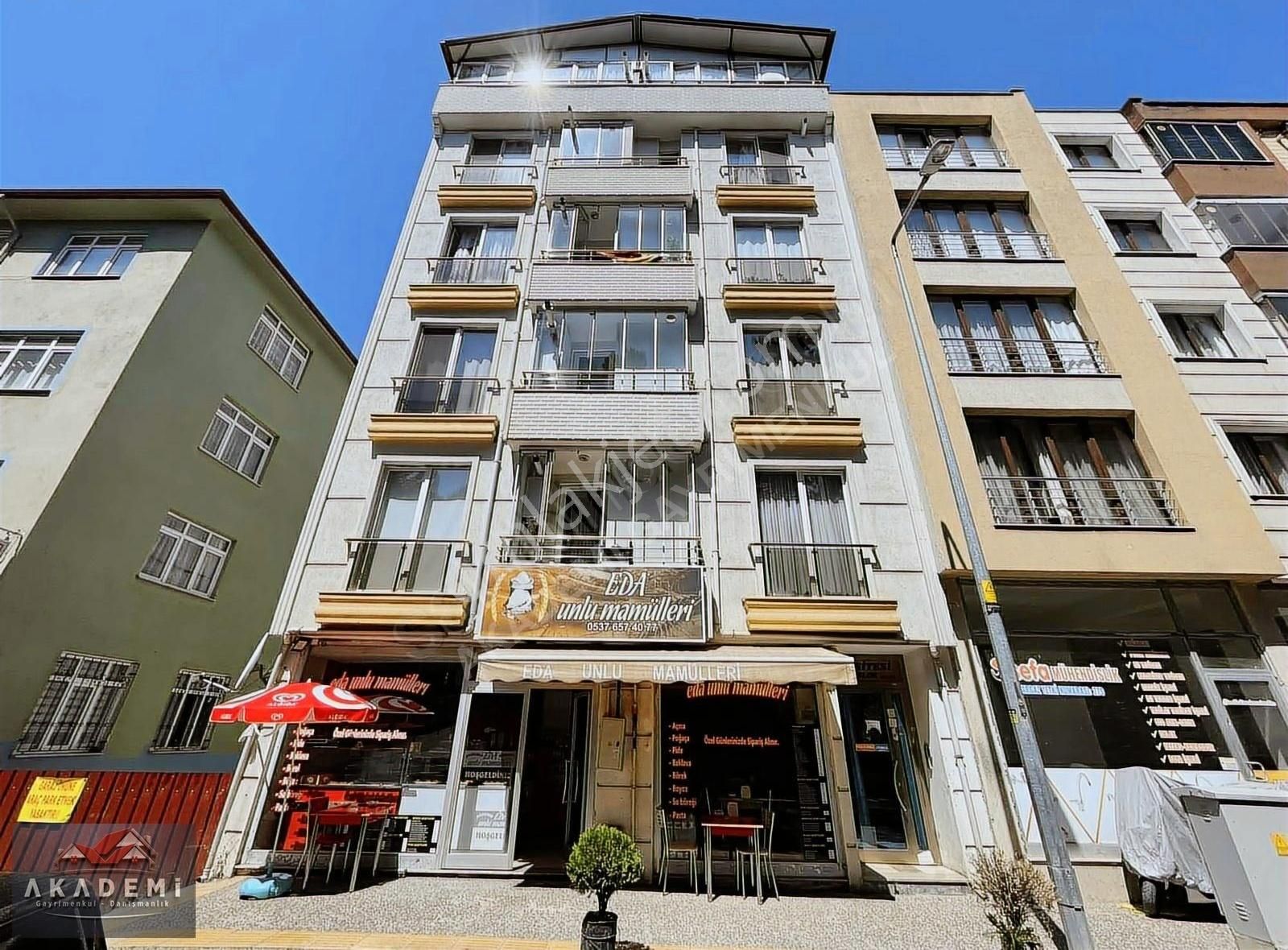 Rehabilitasyon Karşısı Emniyet Müd Yanı Satılık 2+1 Eşyalı Daire