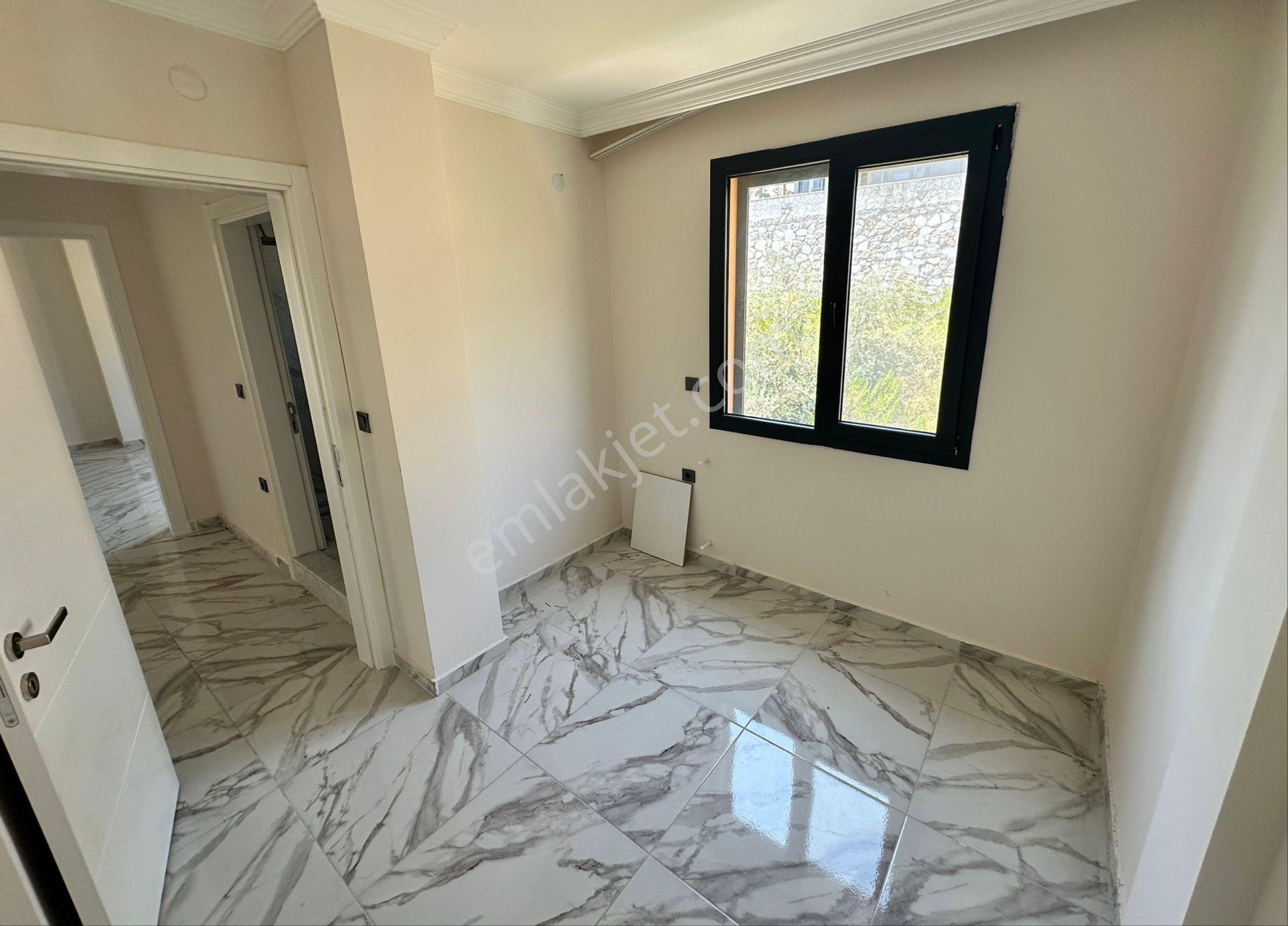 Atatürk Mah Geniş Bahçeli,deniz Manzaralı 3+1 Villa - Görsel 20