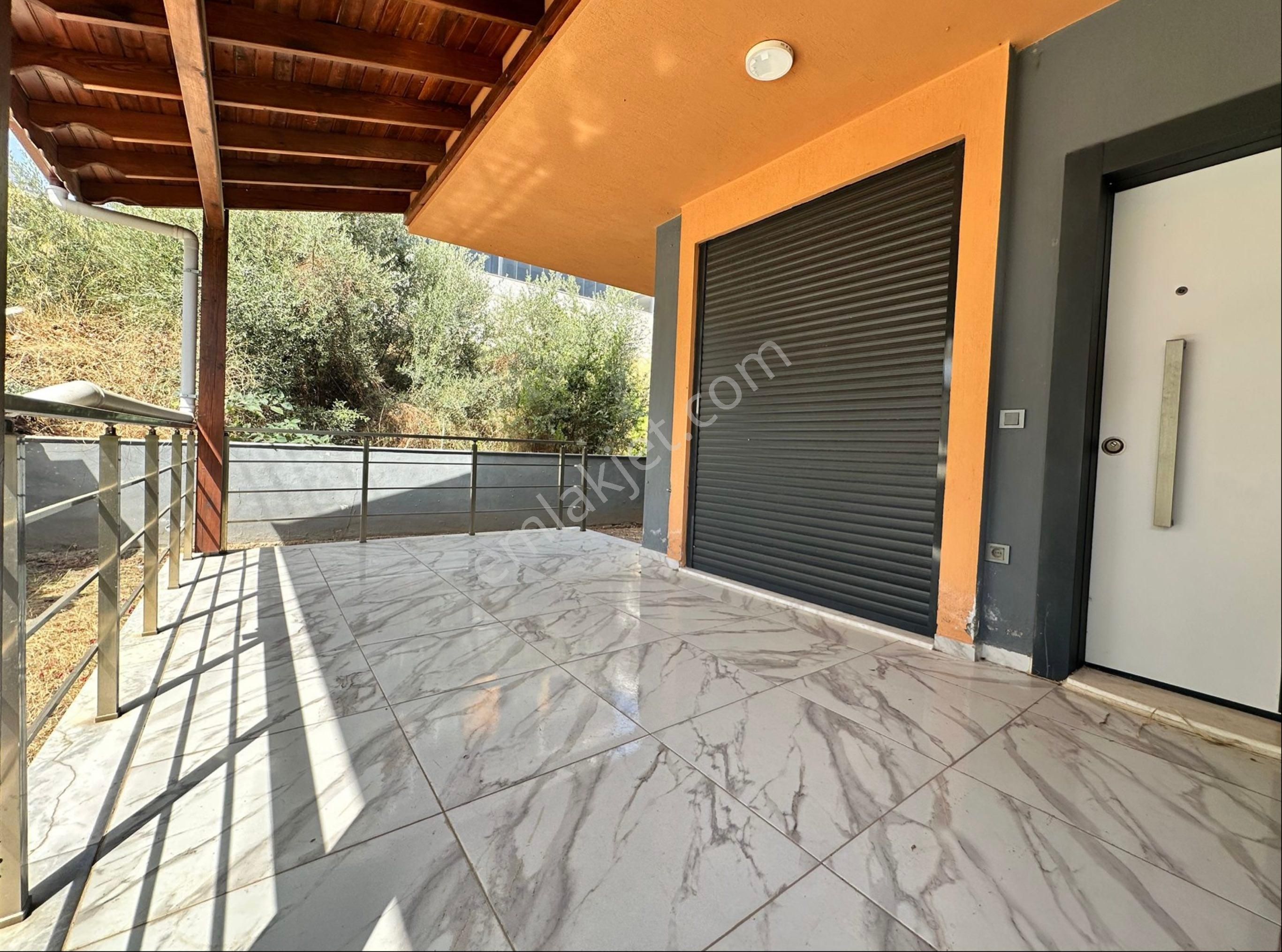 Atatürk Mah Geniş Bahçeli,deniz Manzaralı 3+1 Villa - Görsel 4