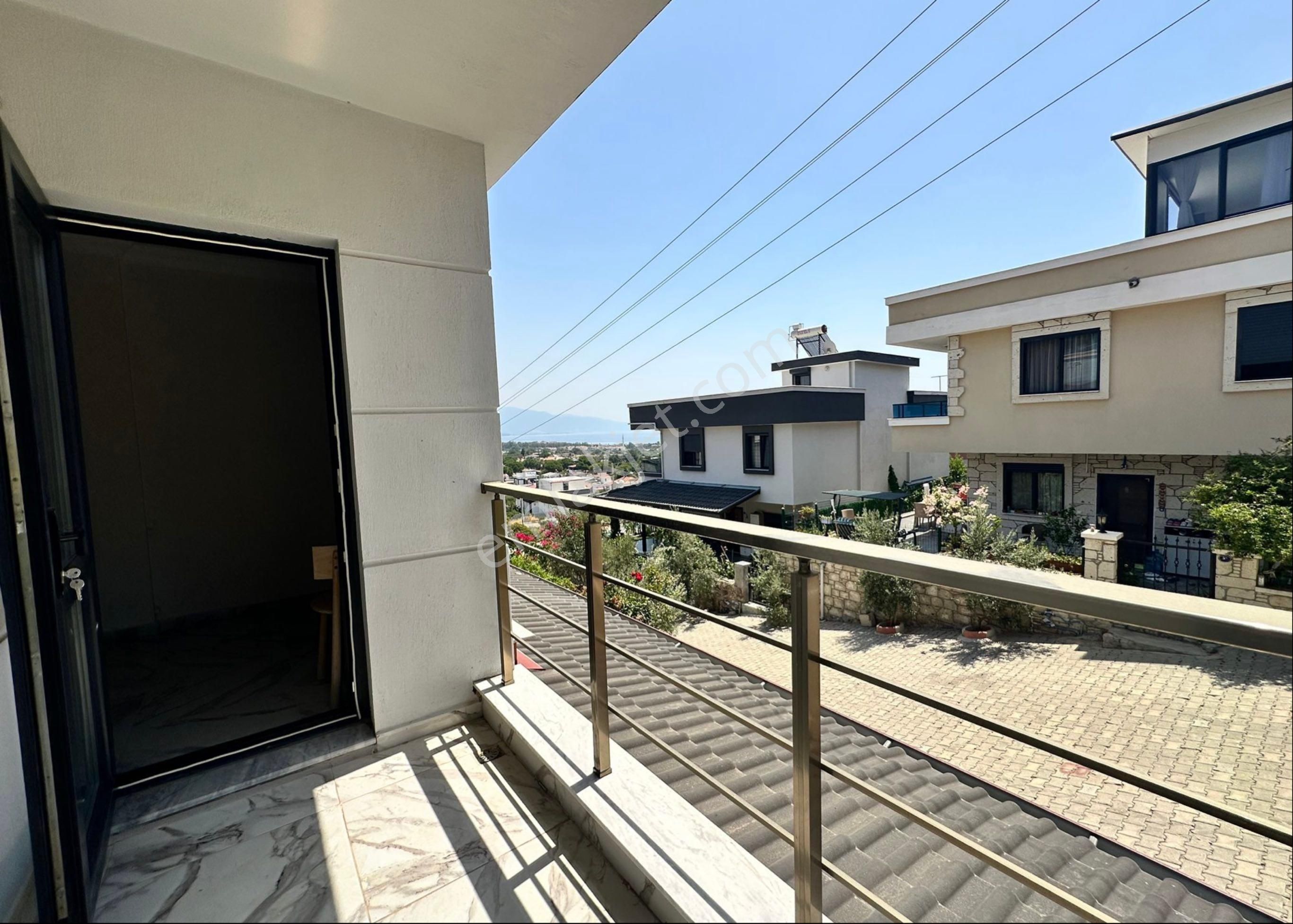 Atatürk Mah Geniş Bahçeli,deniz Manzaralı 3+1 Villa - Görsel 15