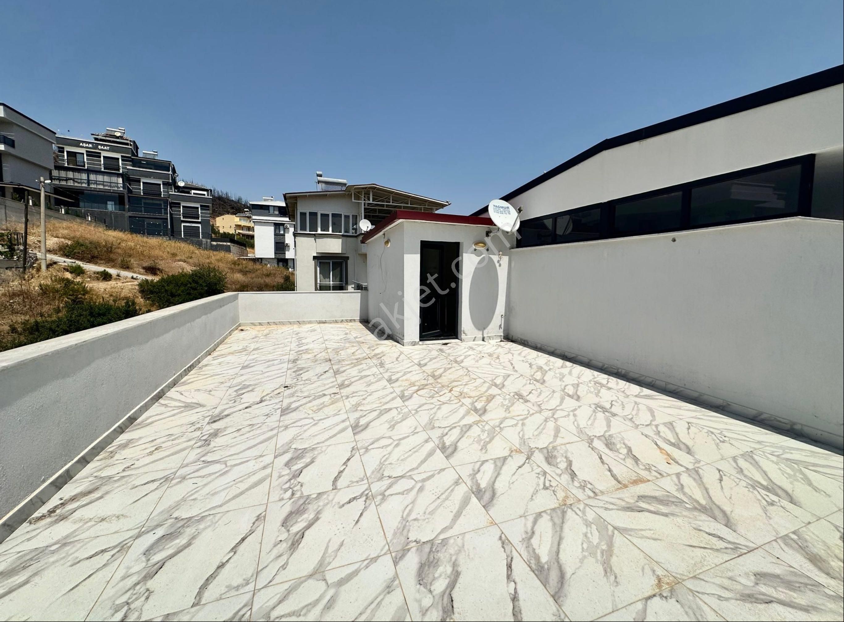 Atatürk Mah Geniş Bahçeli,deniz Manzaralı 3+1 Villa - Görsel 11