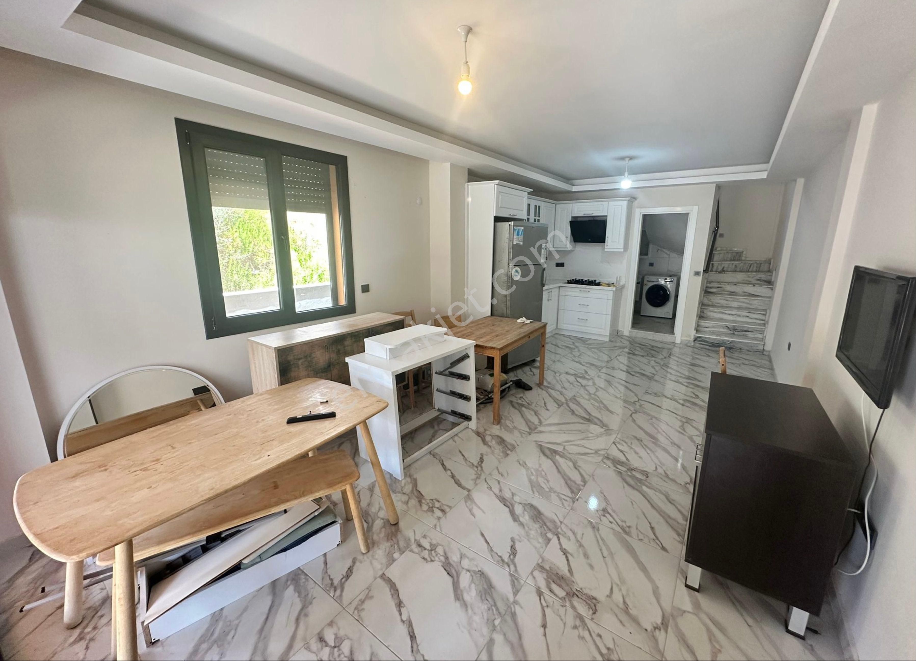 Atatürk Mah Geniş Bahçeli,deniz Manzaralı 3+1 Villa - Görsel 32