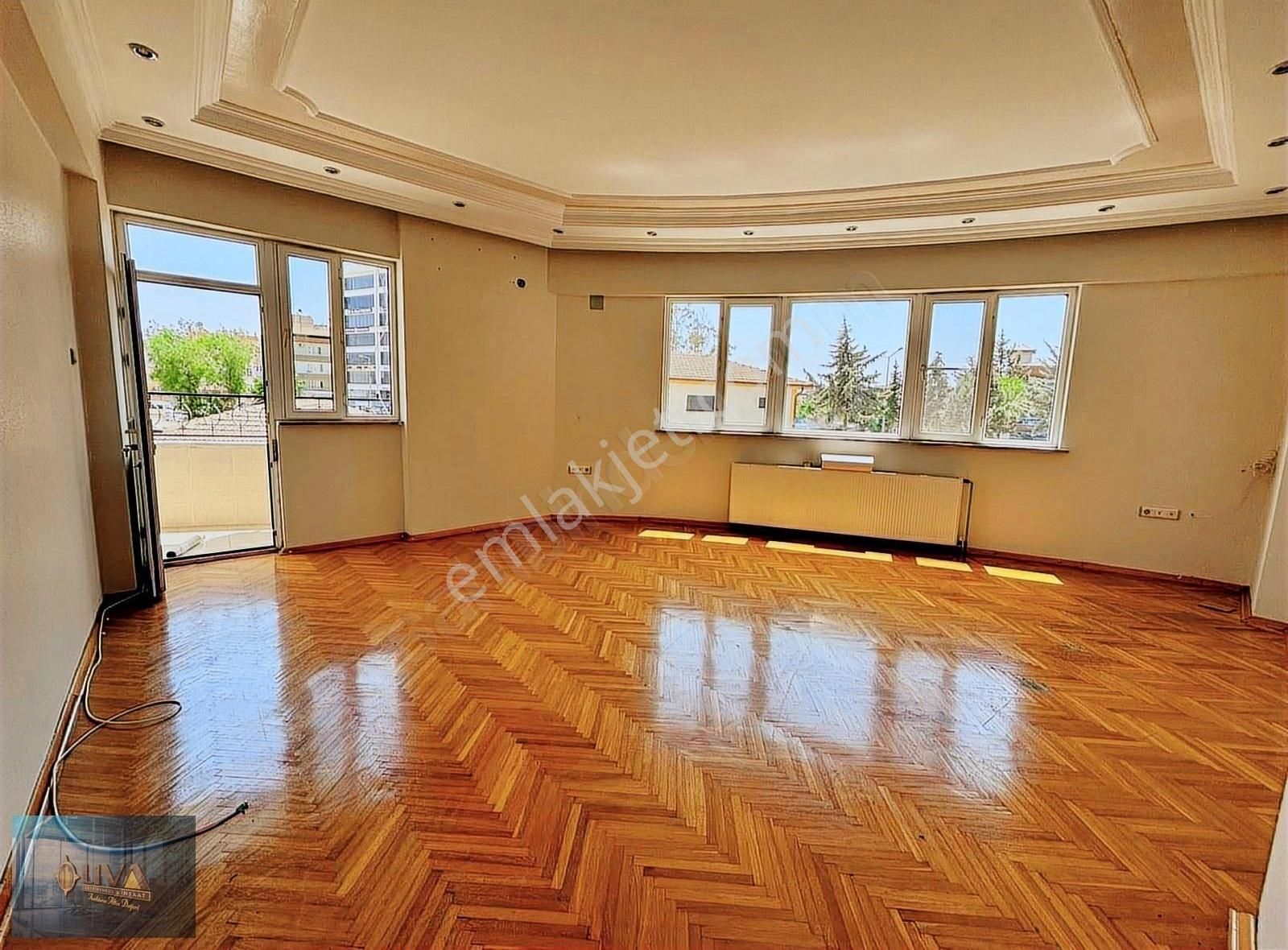 Liva Gayrimenkulden Beşevler Adliye Karşısında Kiralık 3+1 Daire