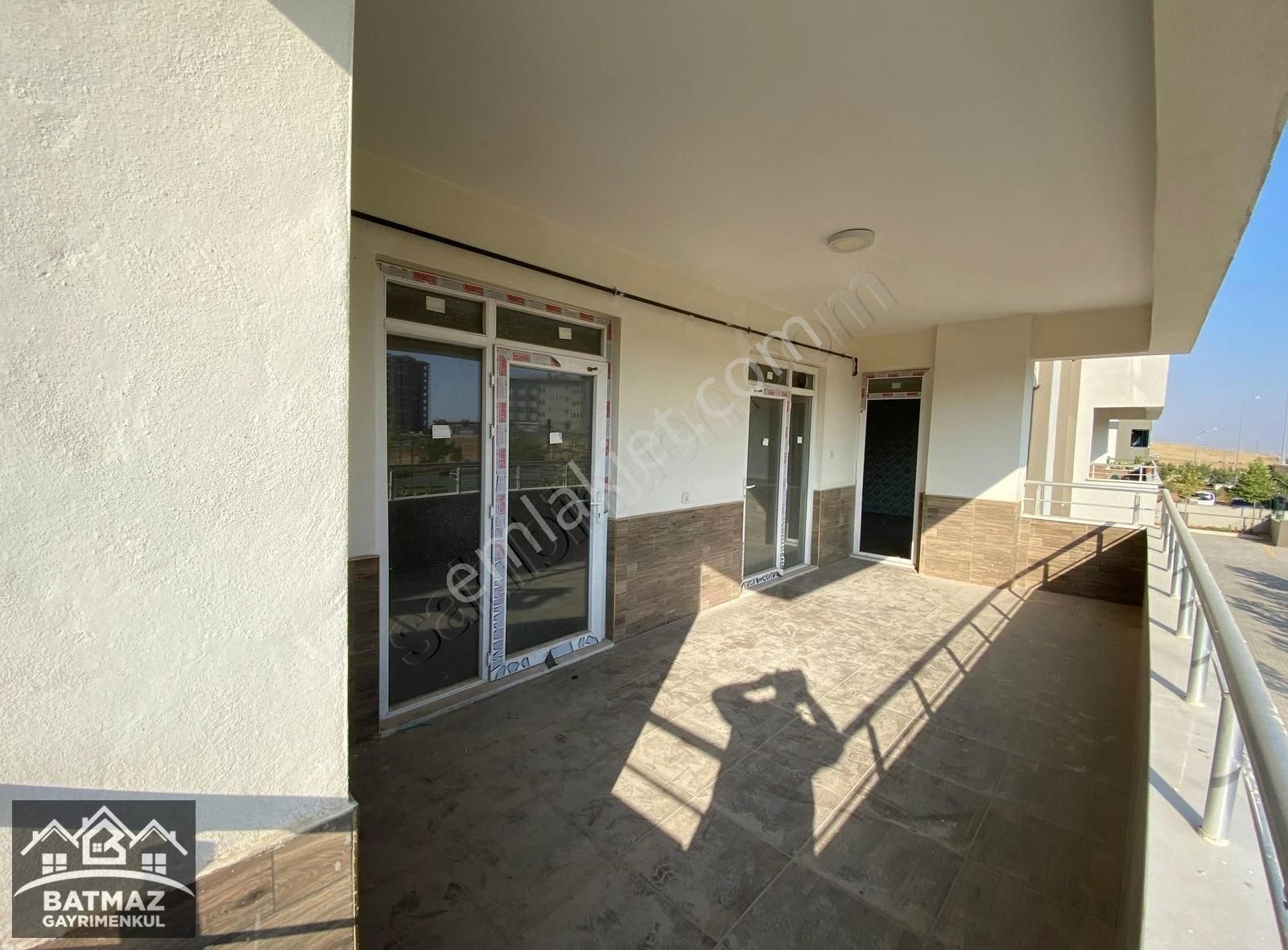 Batmaz'dan Alpaslan 1.bölge 3+1 Satılık Ultralüx Daire - Görsel 6