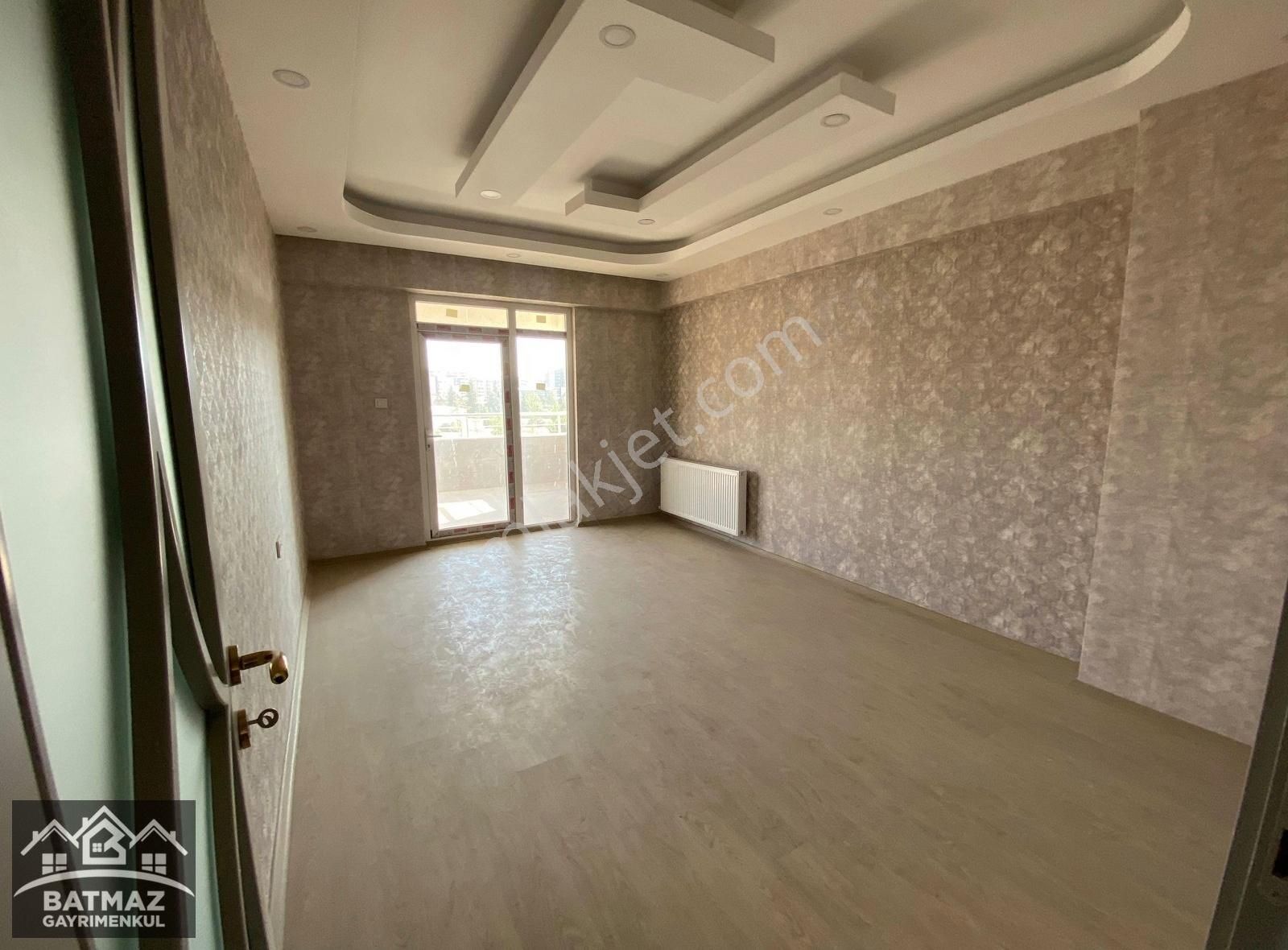 Batmaz'dan Alpaslan 1.bölge 3+1 Satılık Ultralüx Daire - Görsel 11