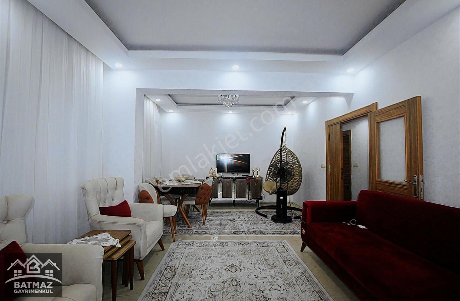 Seyrantepe'de Satılık (2+1) Yüksek Giriş Kat Daire