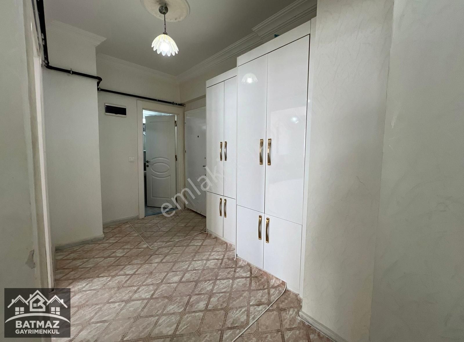 Batmaz'dan Beykent 1.etap'da 2+1 Satılık Bakımlı Daire - Görsel 20