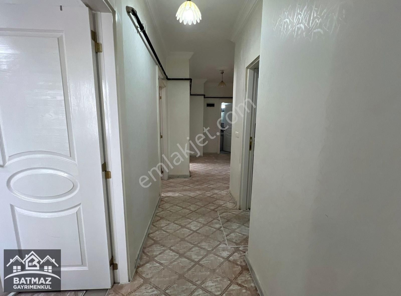 Batmaz'dan Beykent 1.etap'da 2+1 Satılık Bakımlı Daire - Görsel 8