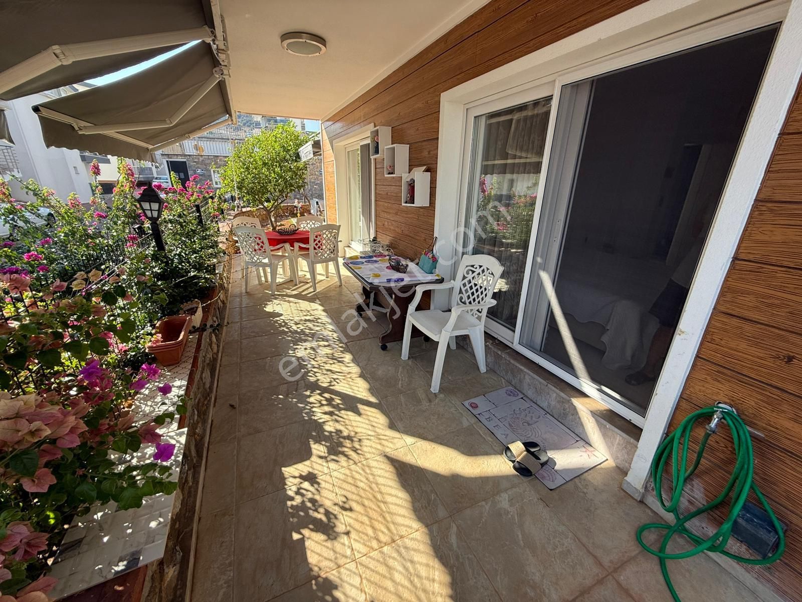 Remax Cool'dan 3+1 Muhteşem Konumlu Bahçe Dublexi - Görsel 4