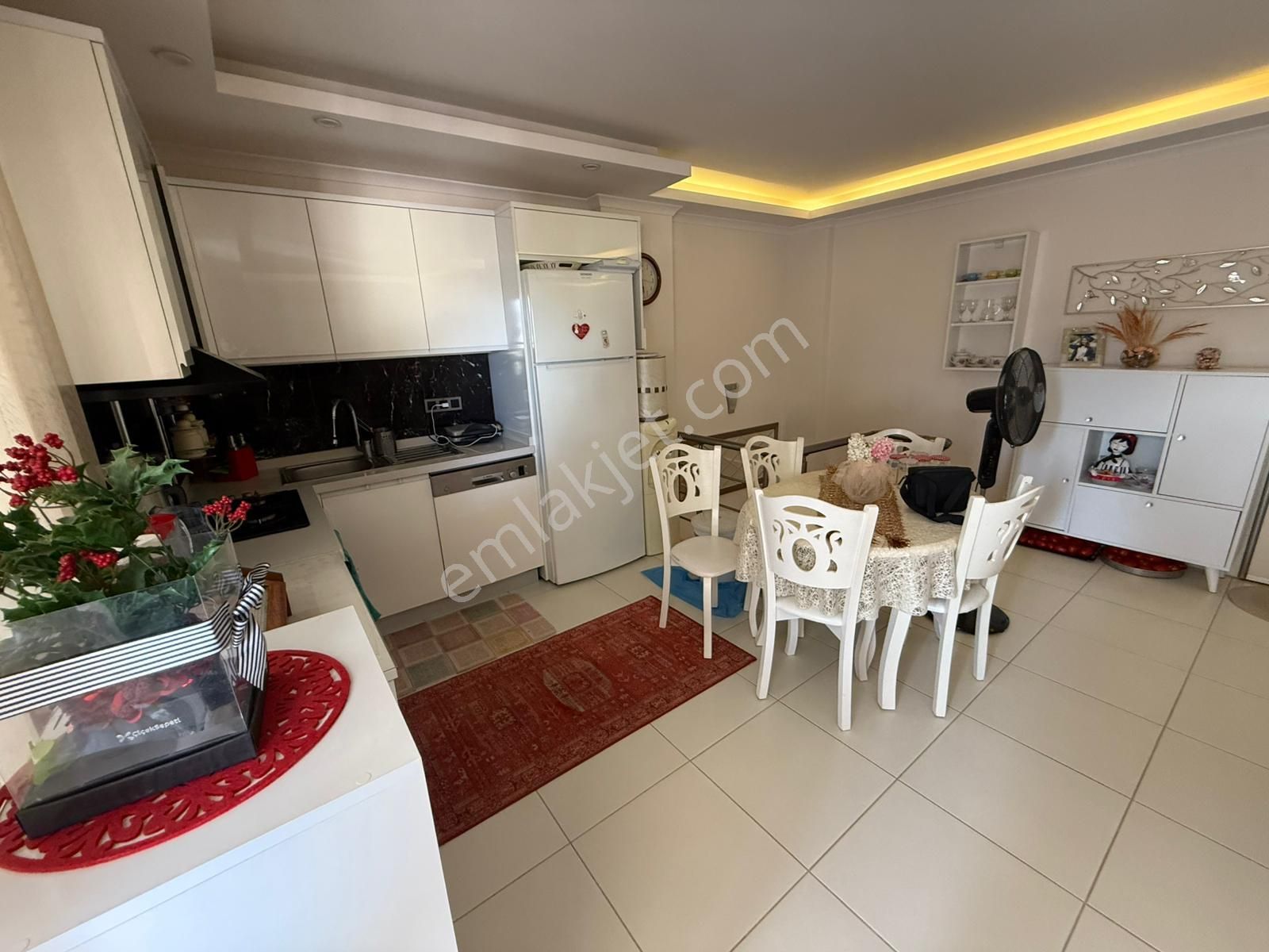 Remax Cool'dan 3+1 Muhteşem Konumlu Bahçe Dublexi - Görsel 23