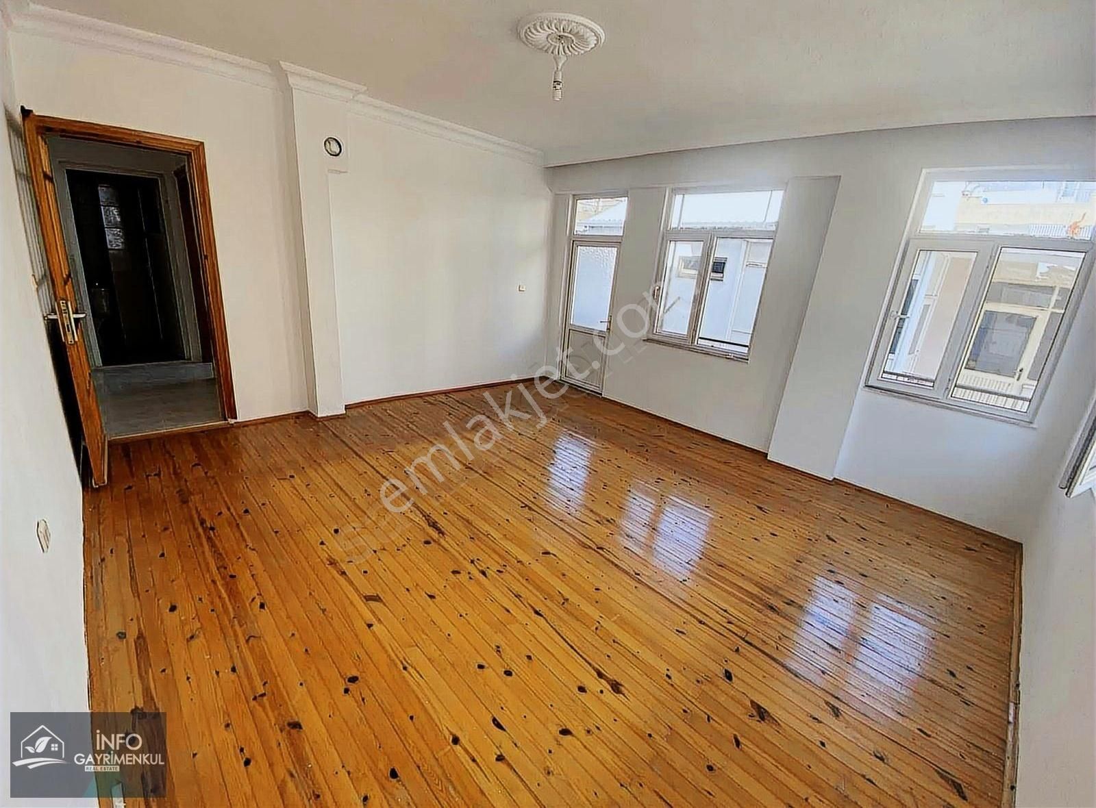 İnfo Gayrimenkul Aşağı Pazarcı Mah 2+1 Kiralık Daire