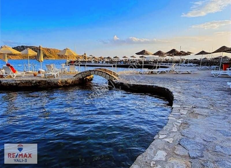 Denize Sıfır Gümsan 1 Sitesinde Özel Plajlı,sosyal Tesisli Villa