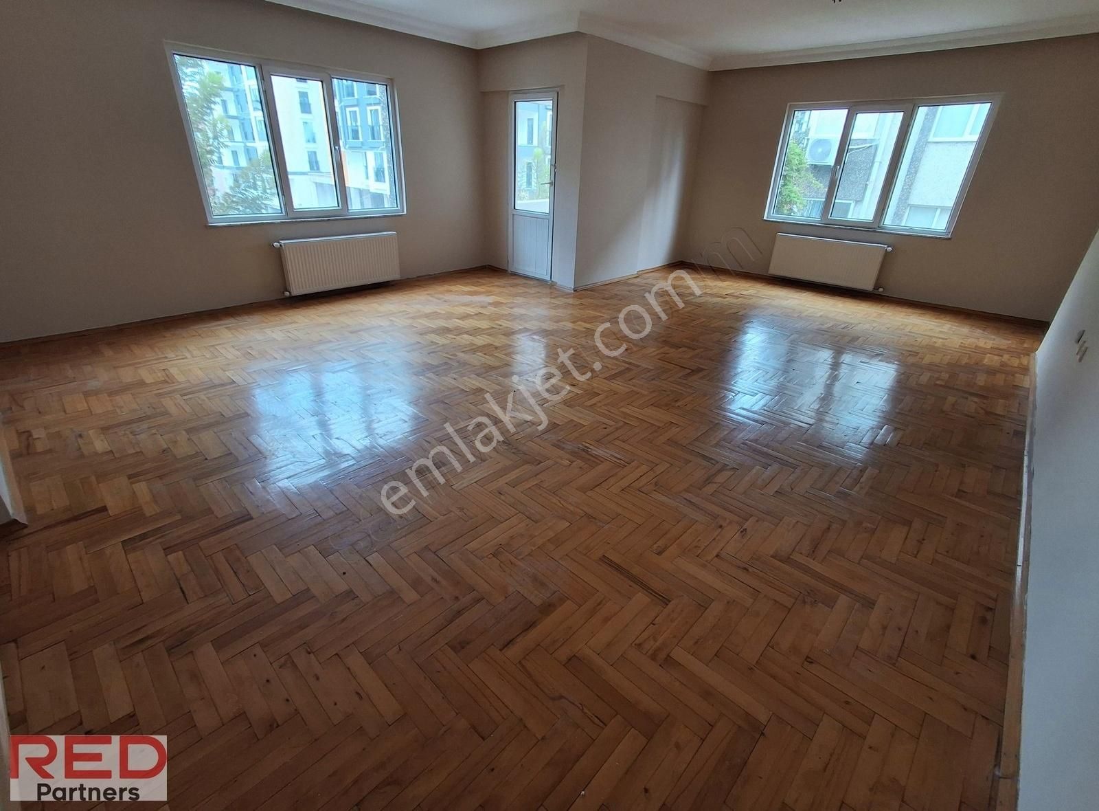 Tuzla Yaşam 'da Güvenlikli, Havuzlu Sitede 3+1 Kiralık Daire !