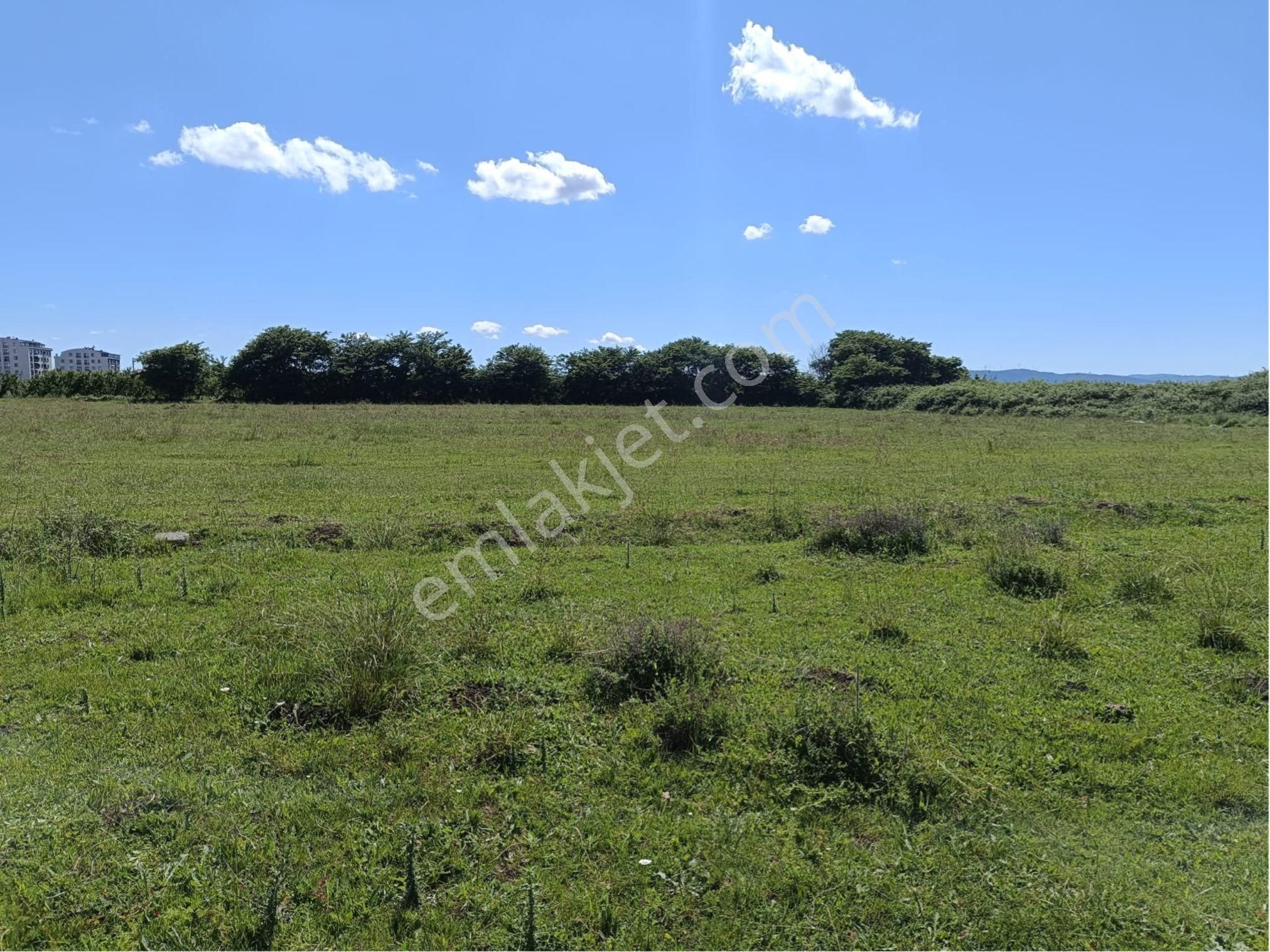 Çardakta Satılık Villa İmarlı Arsa
